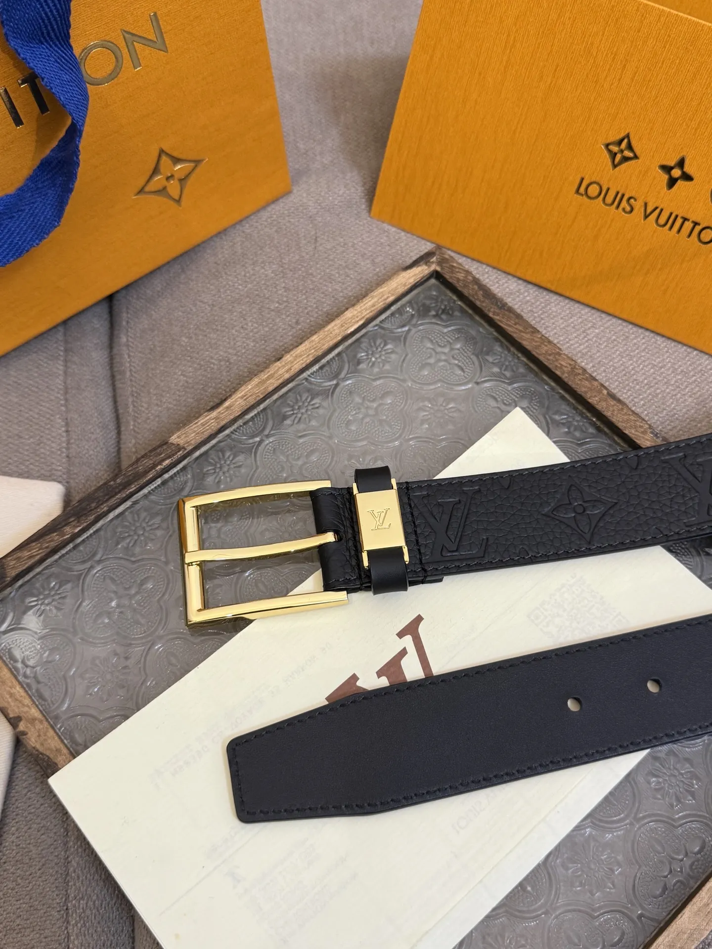 LOUIS VUITTON新作黒リザード型ベルト - 画像 (5)