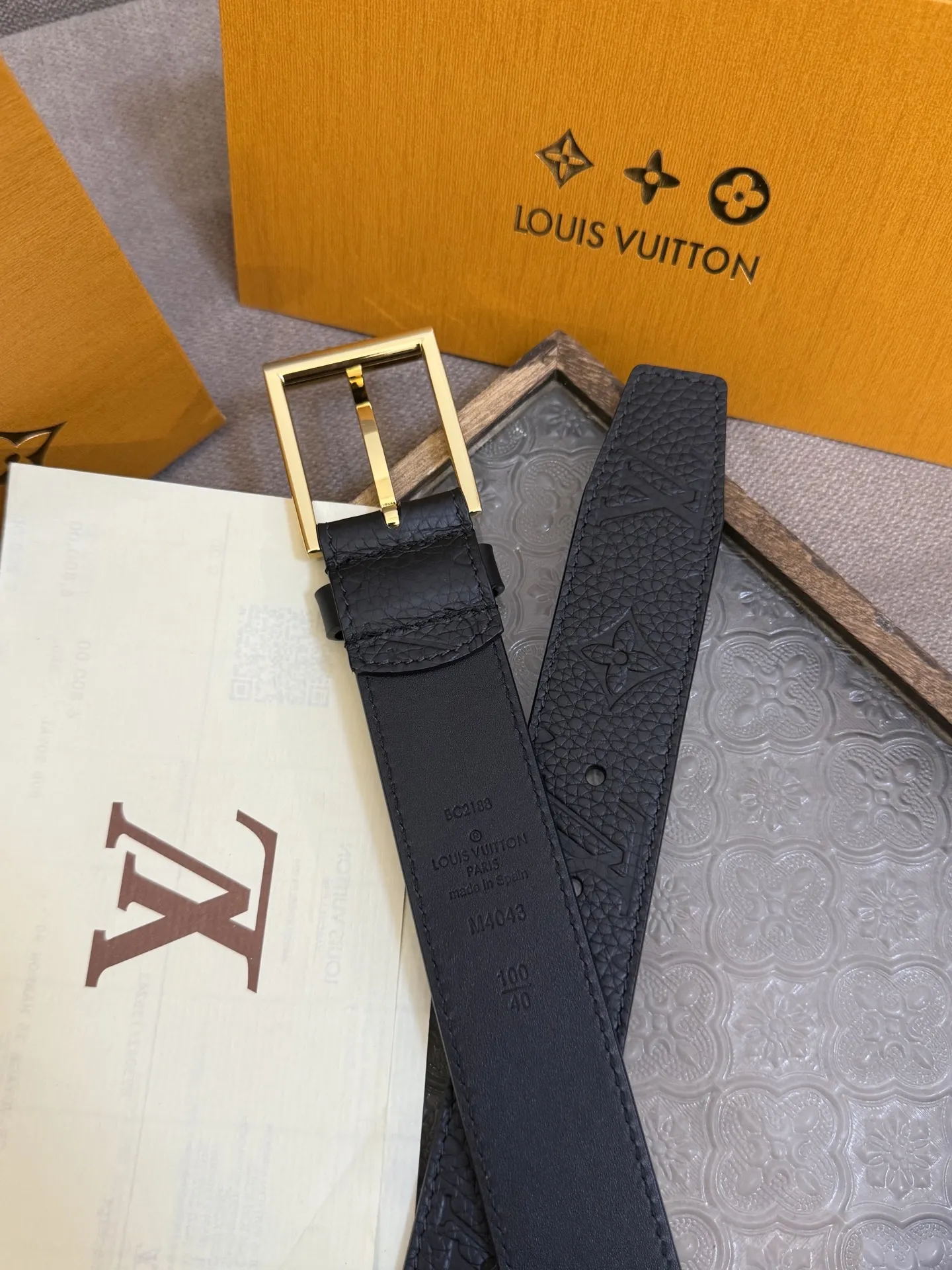 LOUIS VUITTON新作黒リザード型ベルト - 画像 (6)