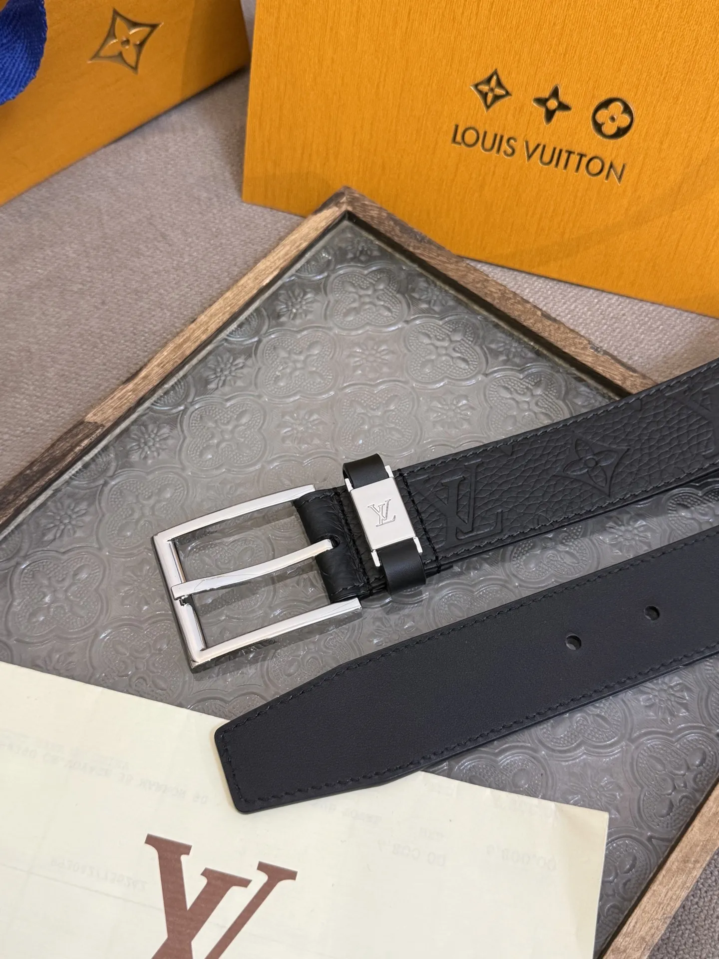LOUIS VUITTON新作黒リザード型ベルト - 画像 (5)
