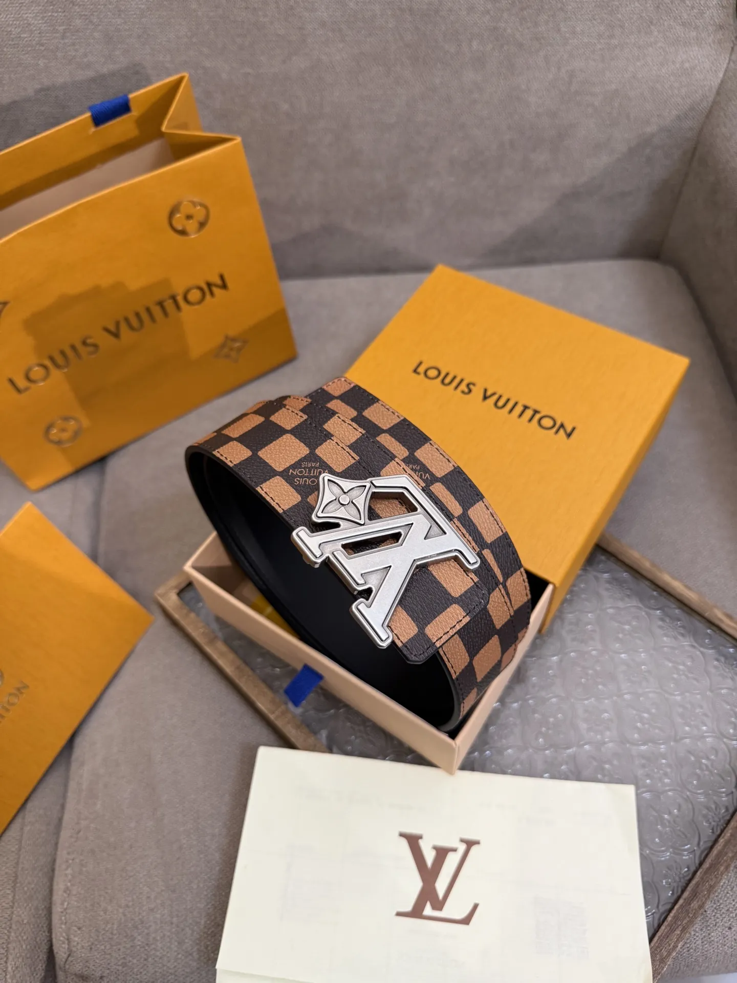 LOUIS VUITTON 新作ダークブラウン格子柄ベルト - 画像 (7)