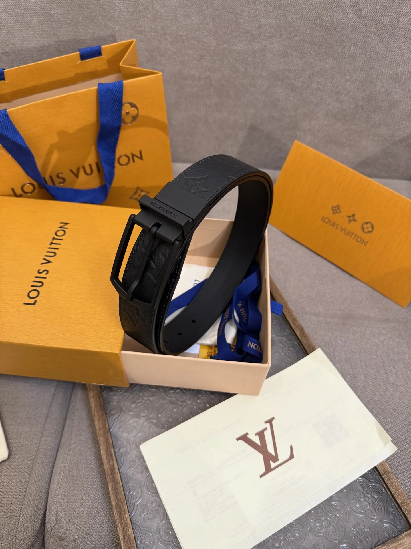 LOUIS VUITTON 新作黒Slenderベルト - 画像 (7)