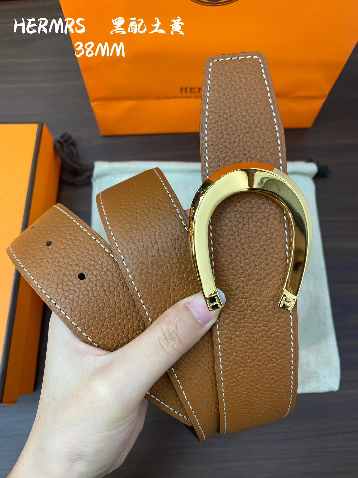 Hermès新作H BELTバックルレザーベルト38mmブルーとブラウン - 画像 (6)