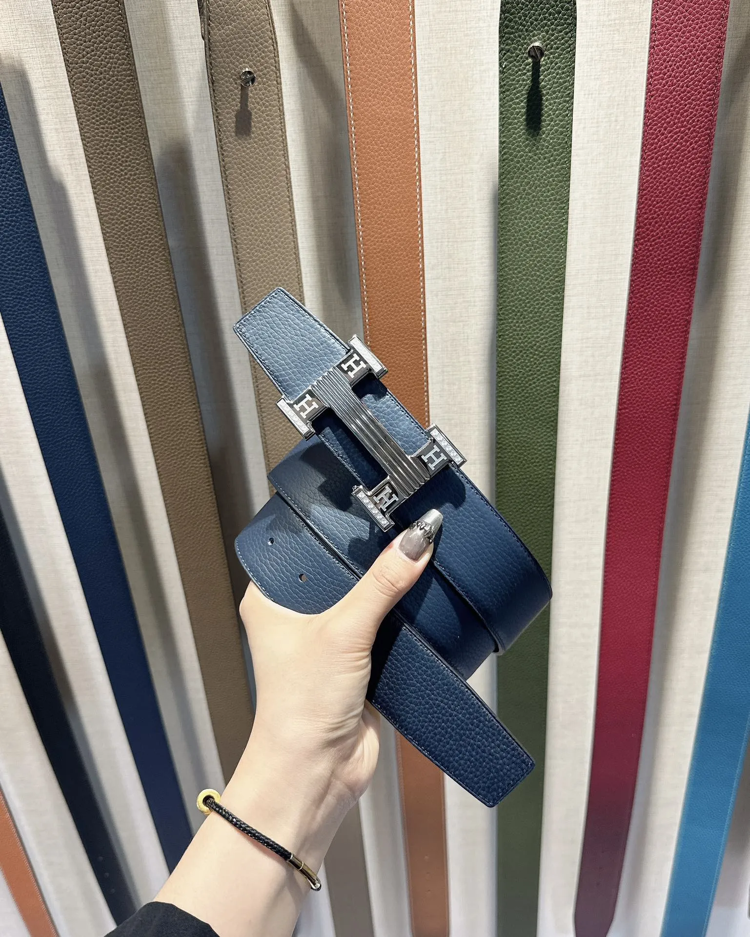 エルメス新作ブルーダブルフェイスベルト