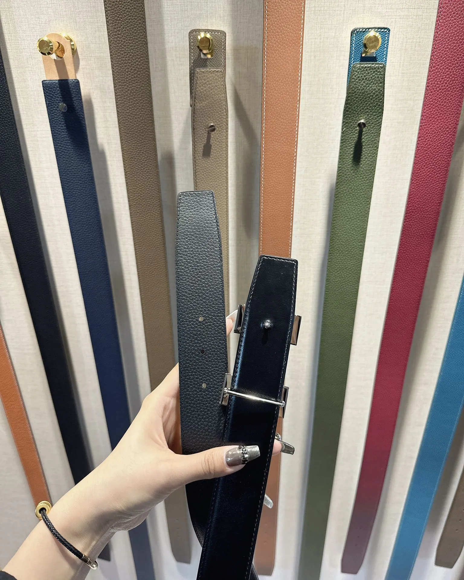 エルメス新作黒レザーベルトH型バックル - 画像 (5)