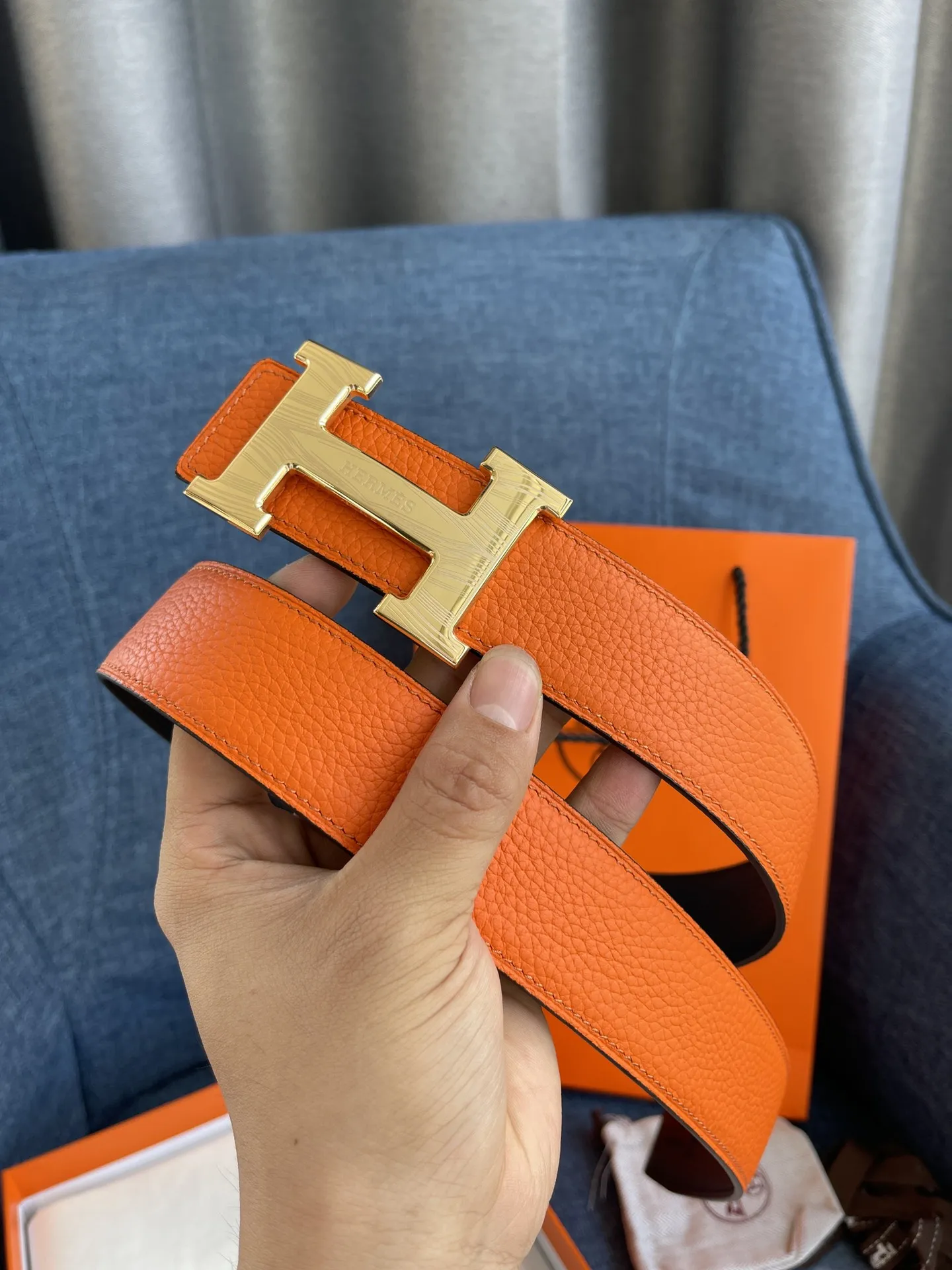 Hermès新作オレンジレザーベルト38mm - 画像 (3)