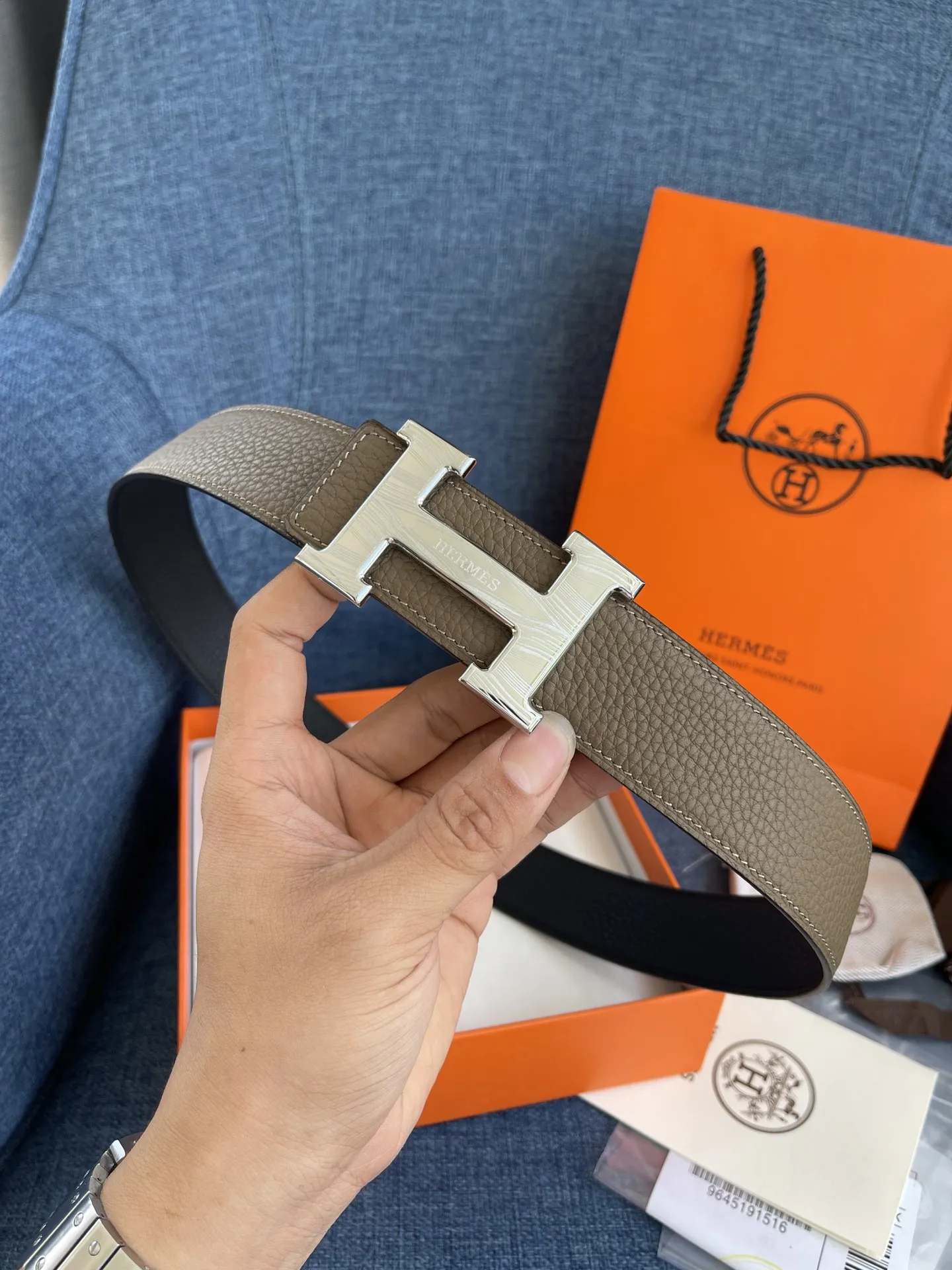 エルメス新作コンステンスベルトグレー可逆式 - 画像 (5)