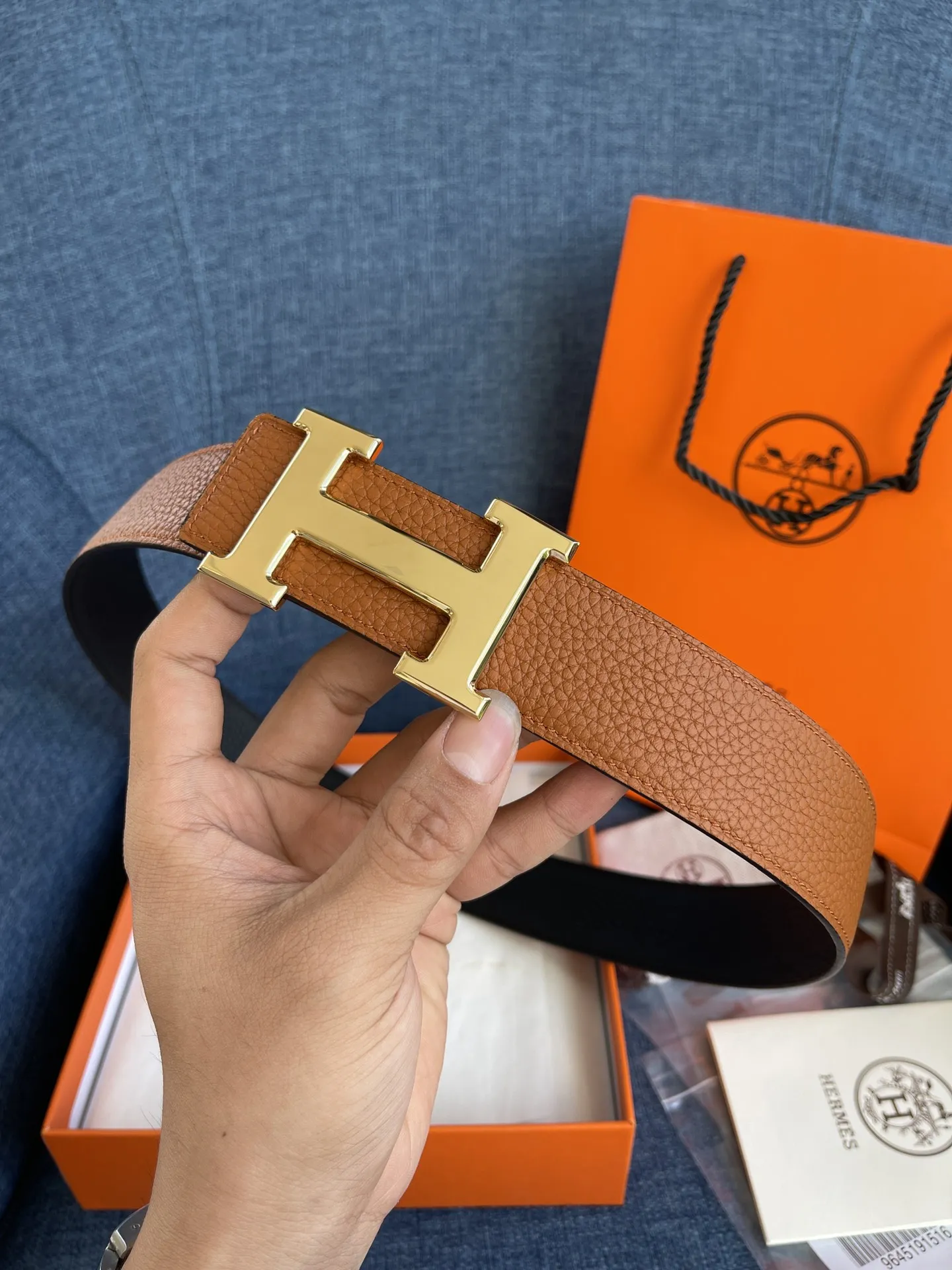 HERMES CONSTANCE BELT 新作 タンカラーリバーシブル - 画像 (5)