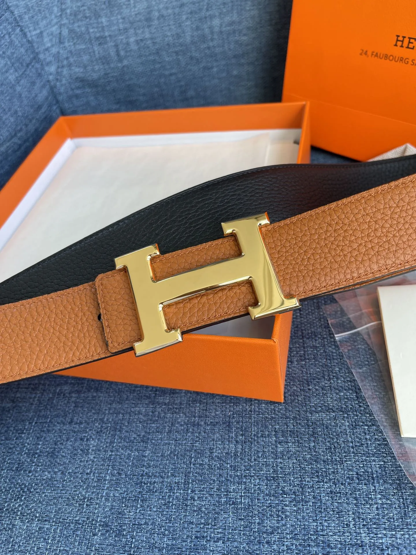 HERMES CONSTANCE BELT 新作 タンカラーリバーシブル - 画像 (6)