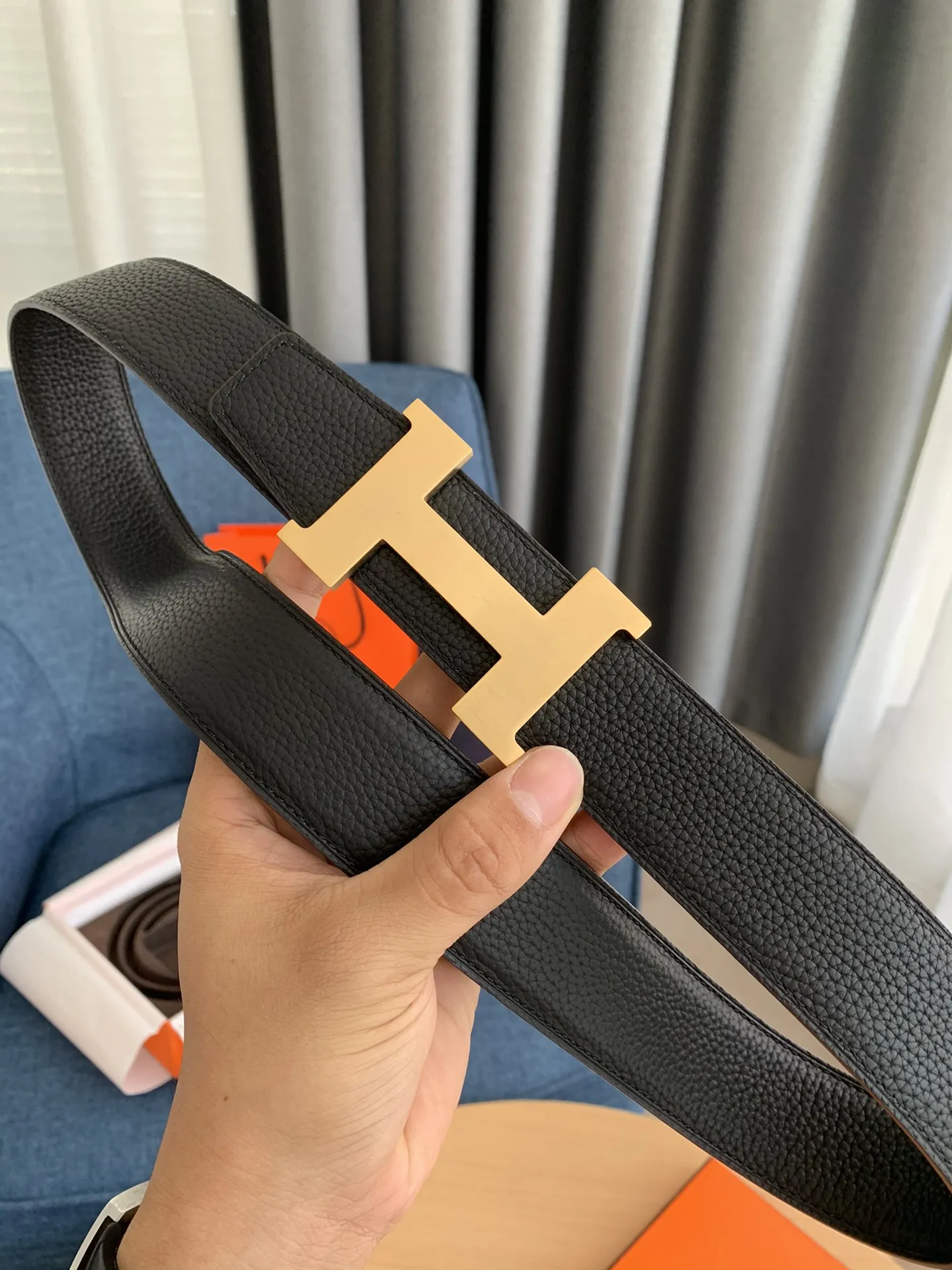 Hermès新作黒リバーシブルレザーベルト - 画像 (6)