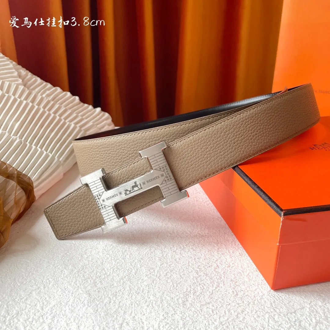 エルメス新作ベージュレザーベルト