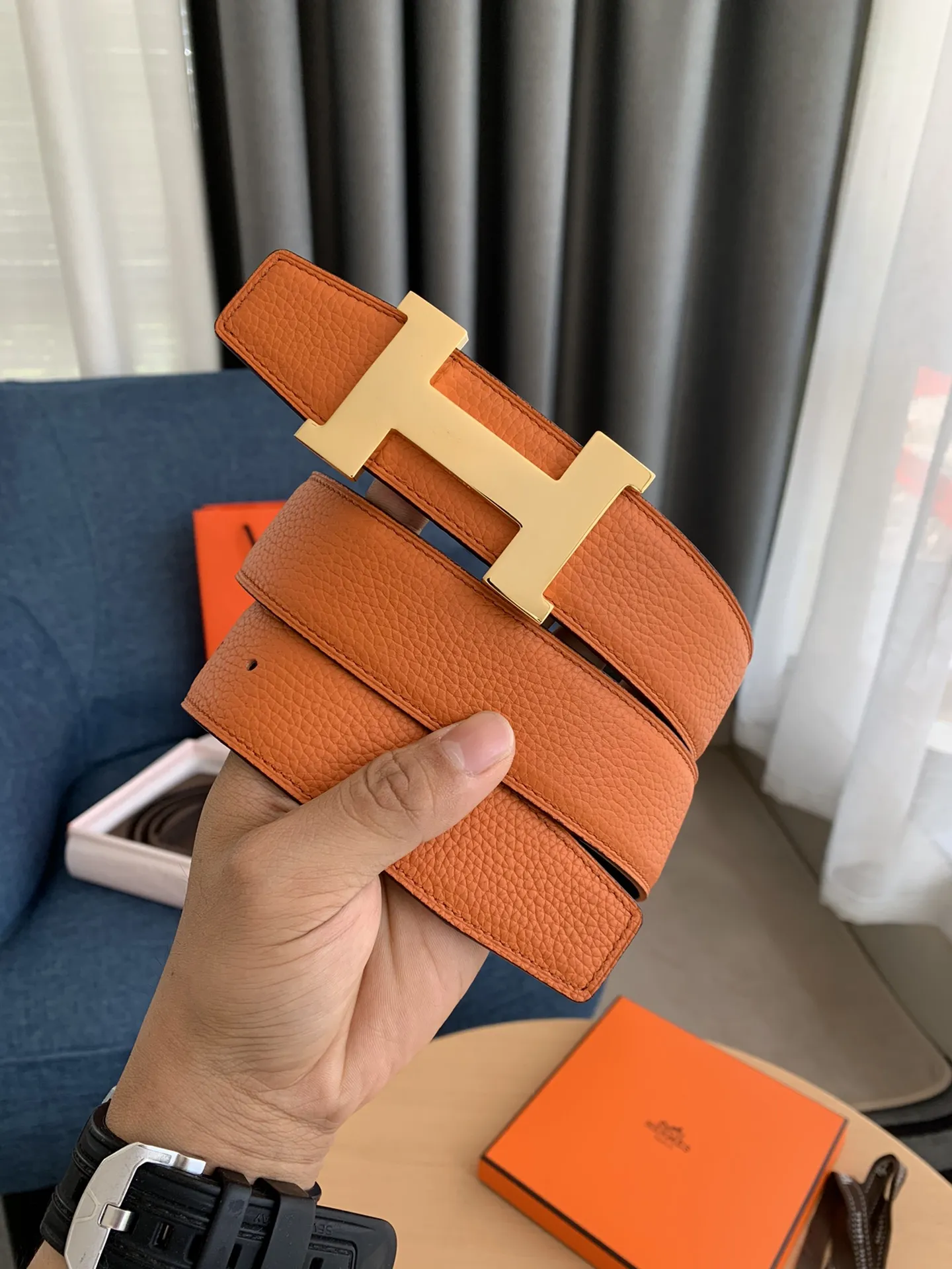 エルメス新作オレンジレザーベルト38mm