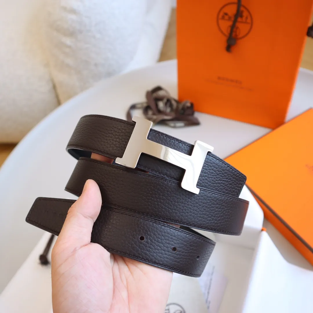 HERMÈS ブラック レザーベルト 3.2cm - 画像 (3)