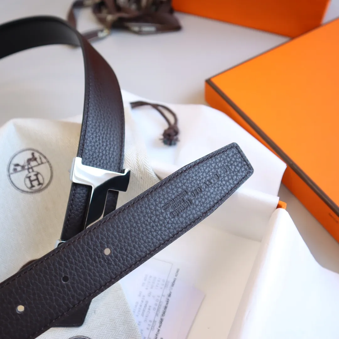 HERMÈS ブラック レザーベルト 3.2cm - 画像 (5)