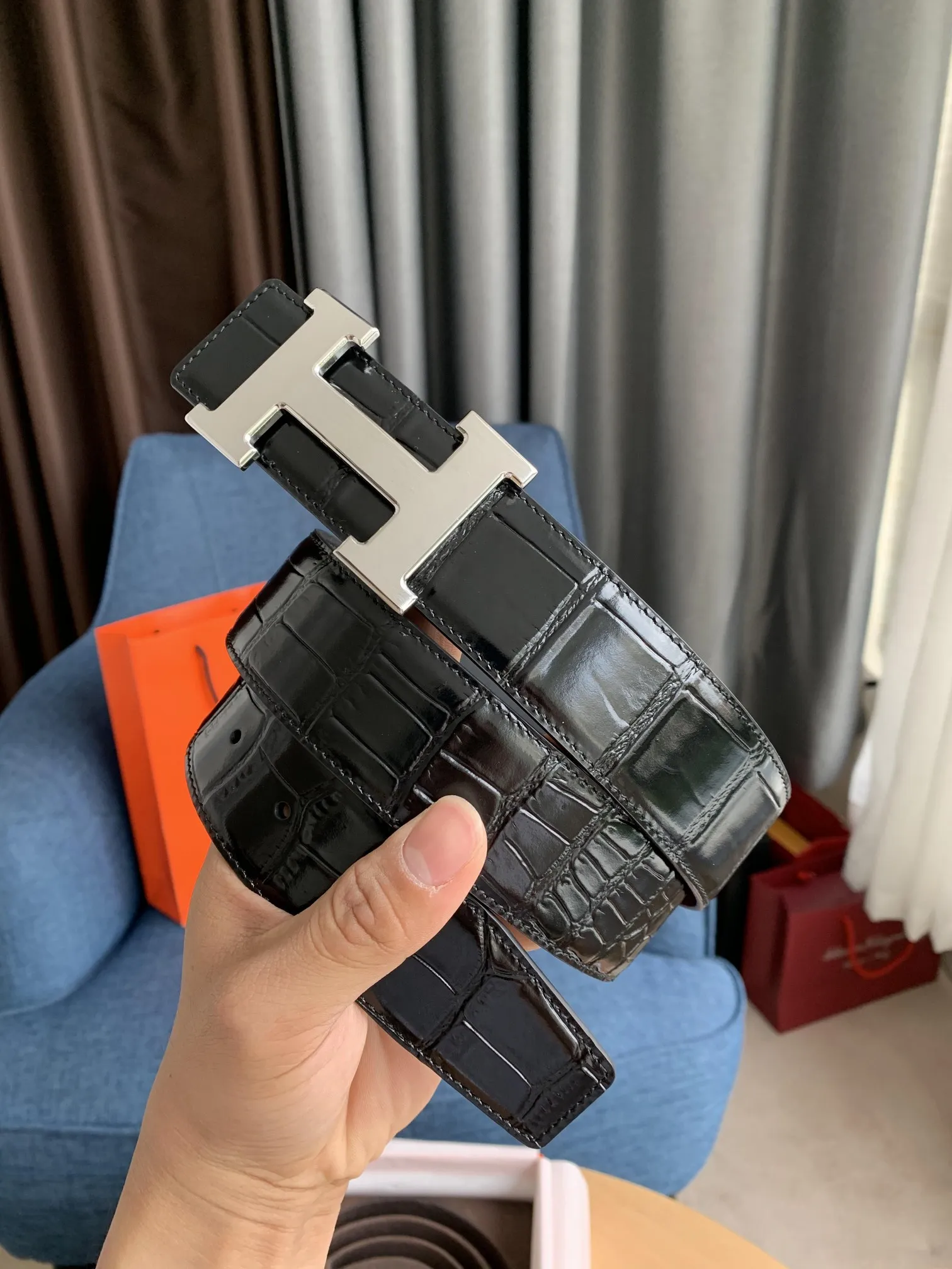 エルメス新作黒クロコダイルベルト