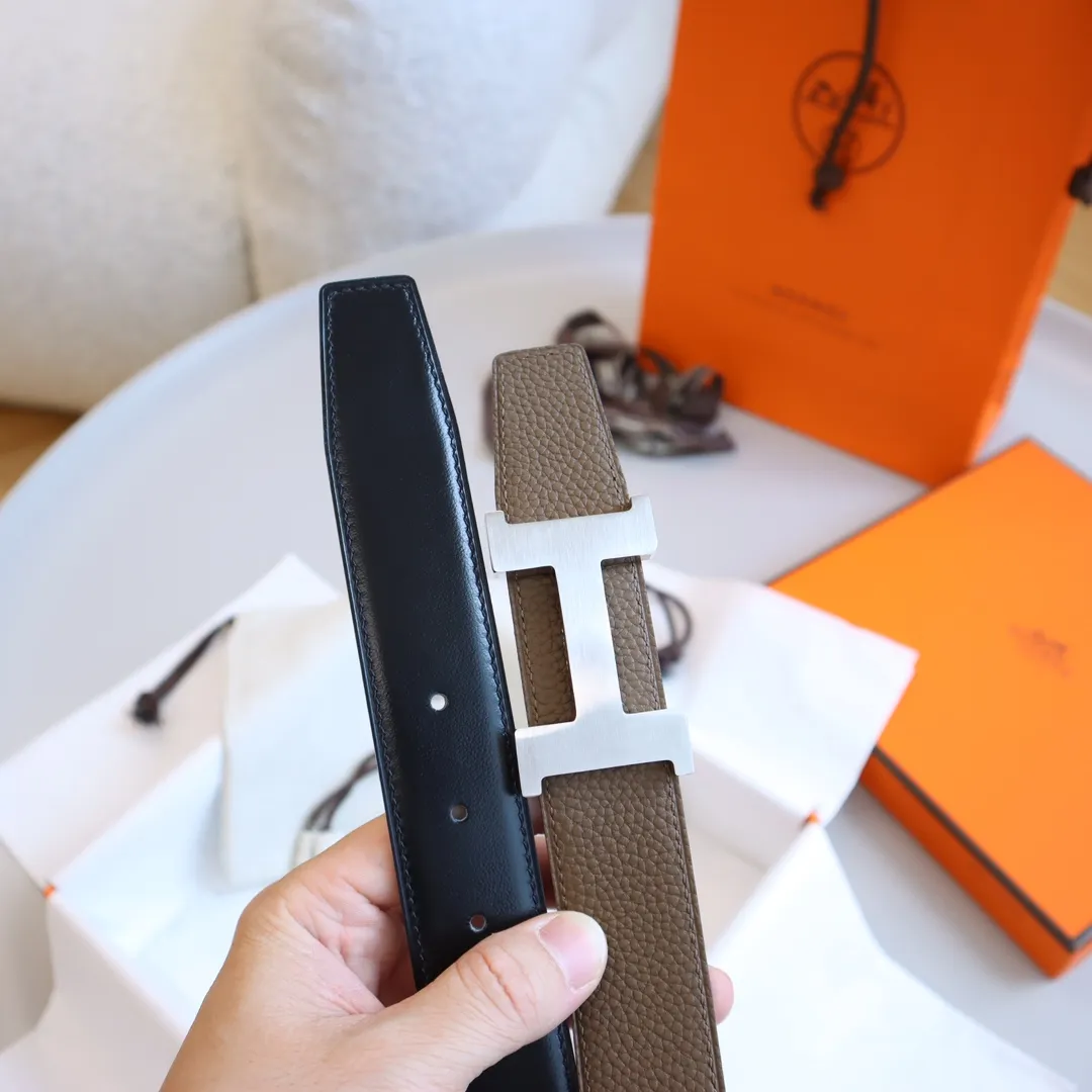 Hermès 新作黒レザーベルト