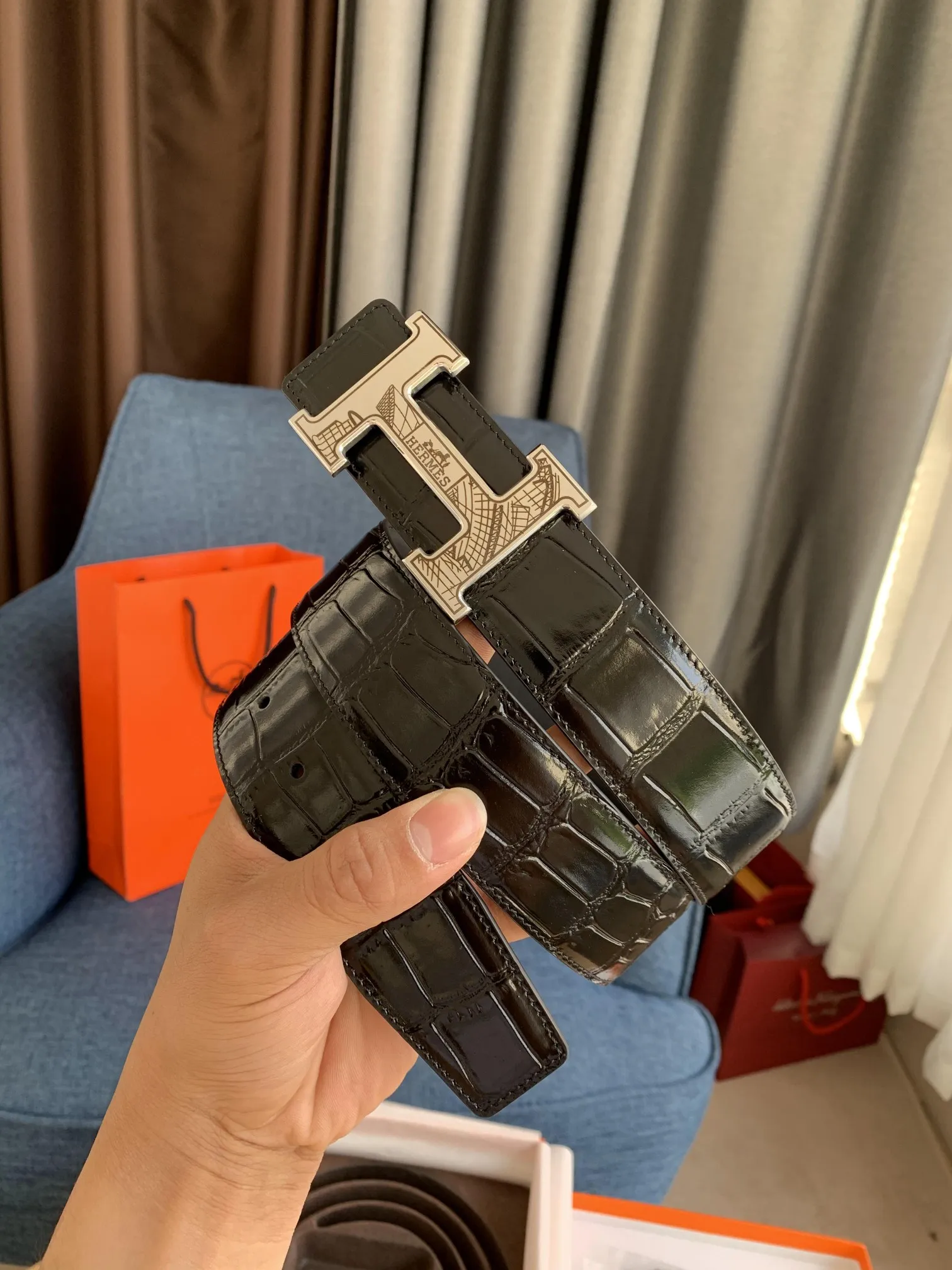 Hermès新作黒クロコダイルベルト38mm