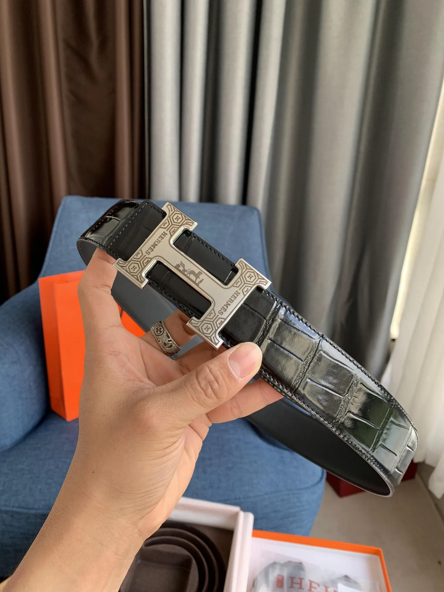 エルメス新作黒クロコダイルベルト38mm - 画像 (6)