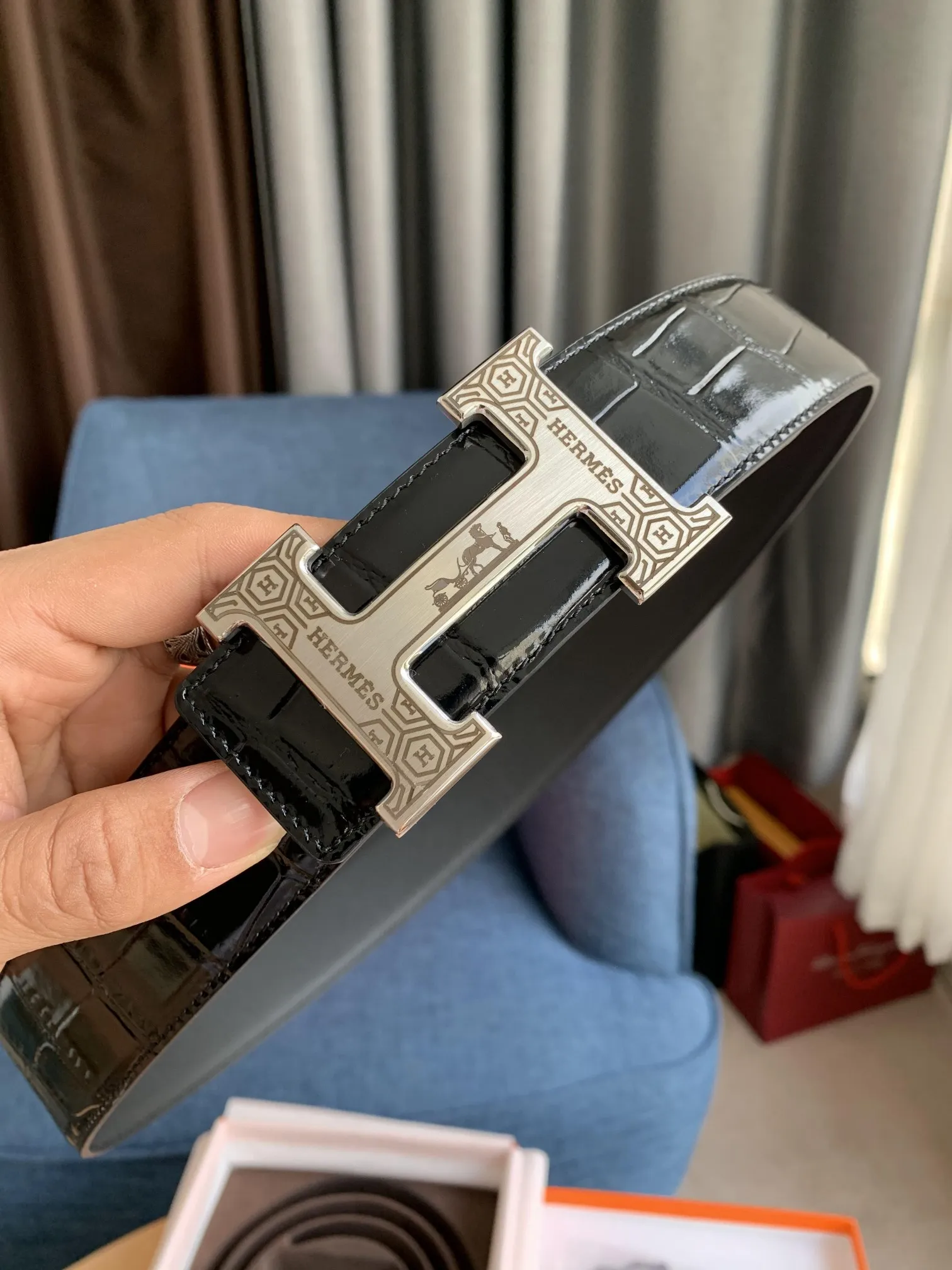 エルメス新作黒クロコダイルベルト38mm - 画像 (7)