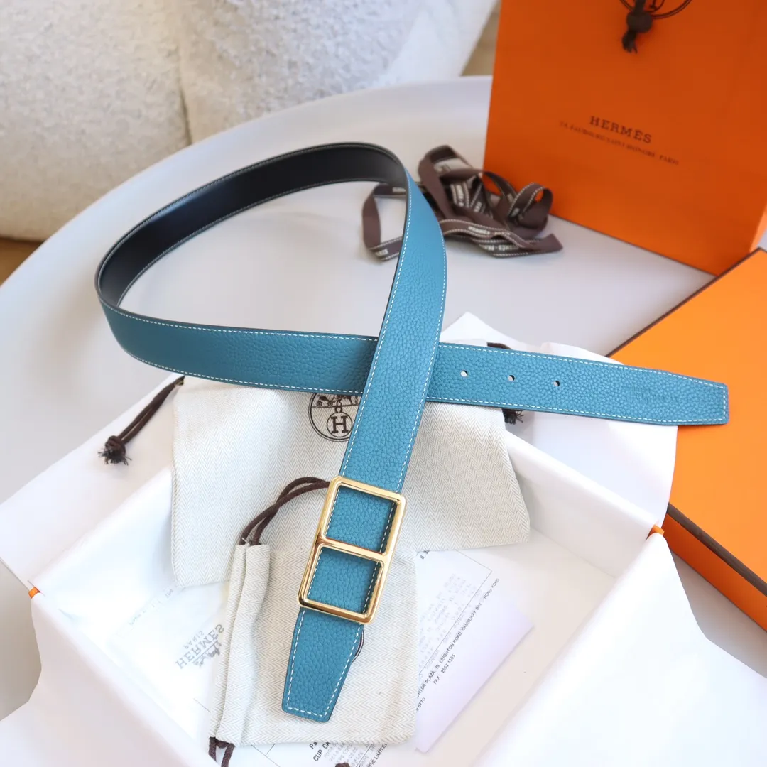 Hermès 新作レザーベルト ブラック&ブルー 3.2cm - 画像 (3)