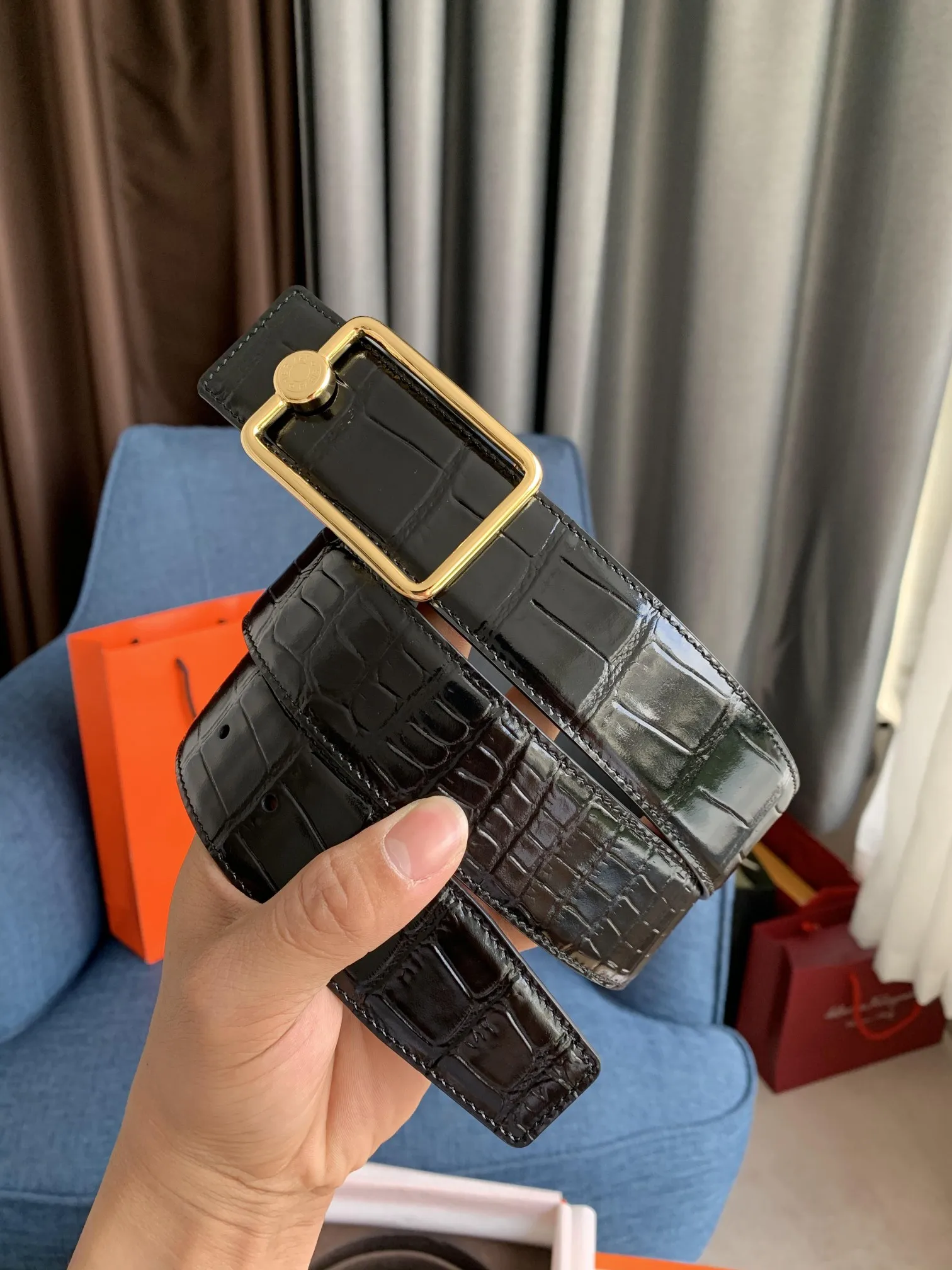 Hermès新作黒クロコダイルベルト