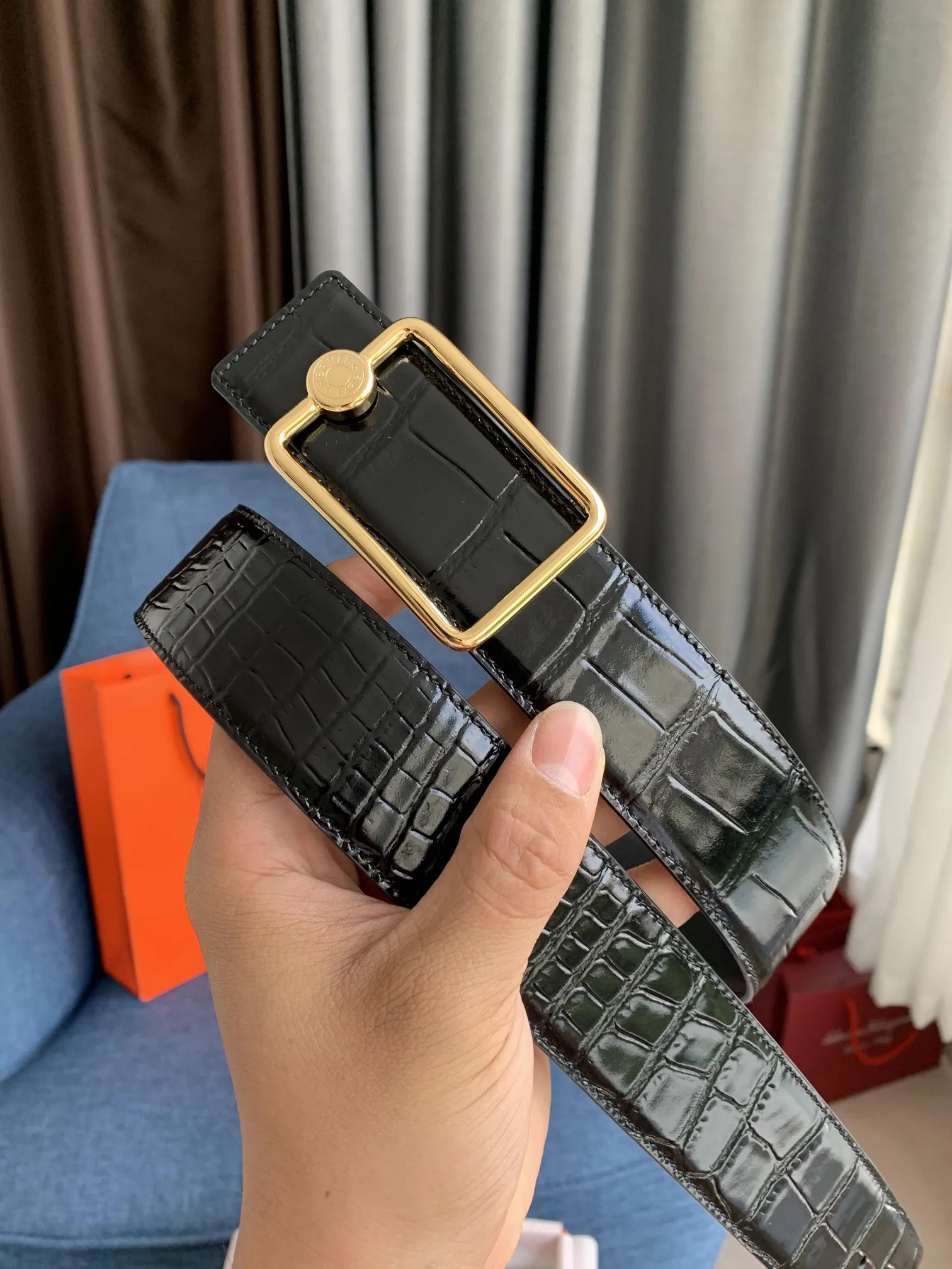 Hermès新作黒クロコダイルベルト - 画像 (3)
