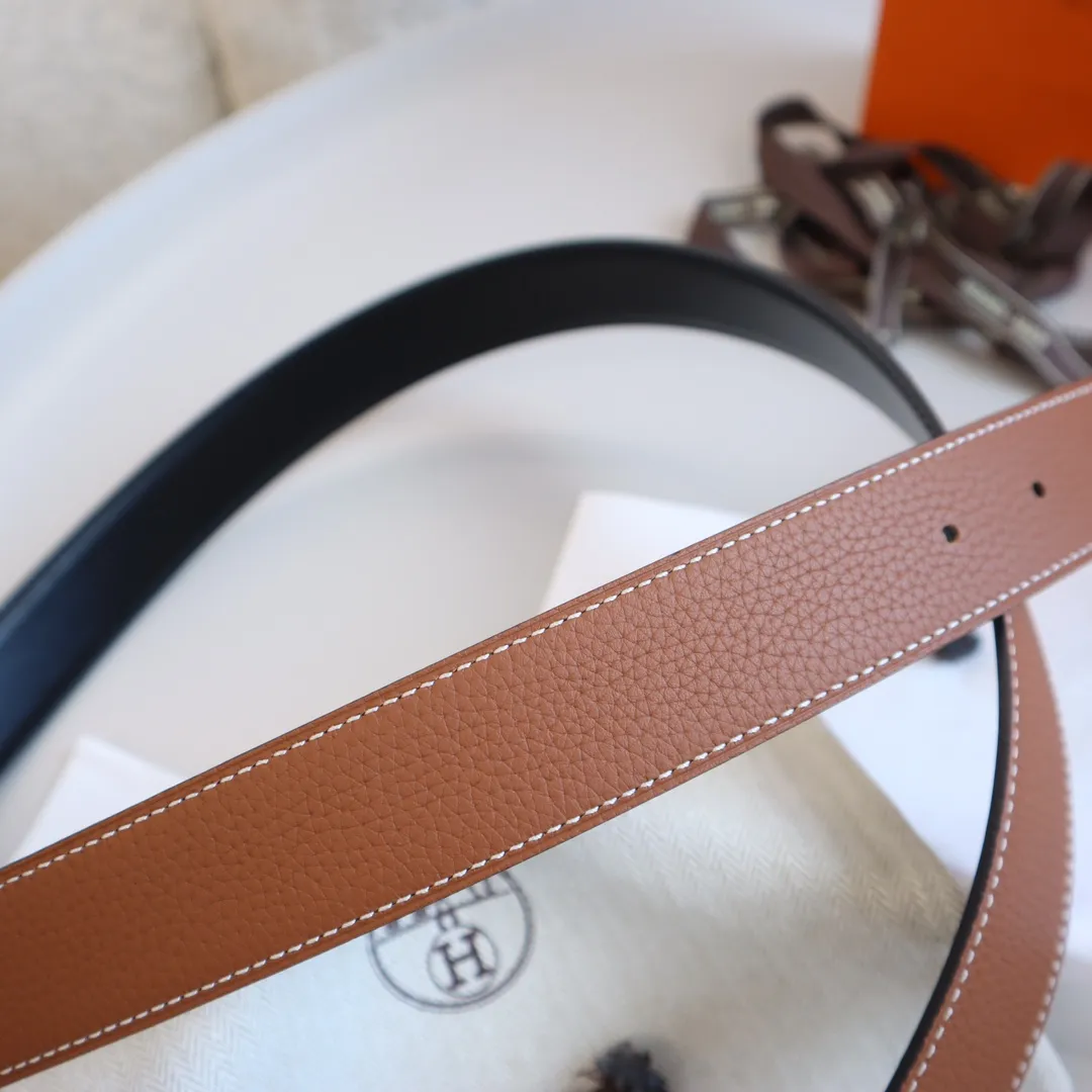 HERMÈS 茶色レザーベルト 3.2cm幅 - 画像 (3)