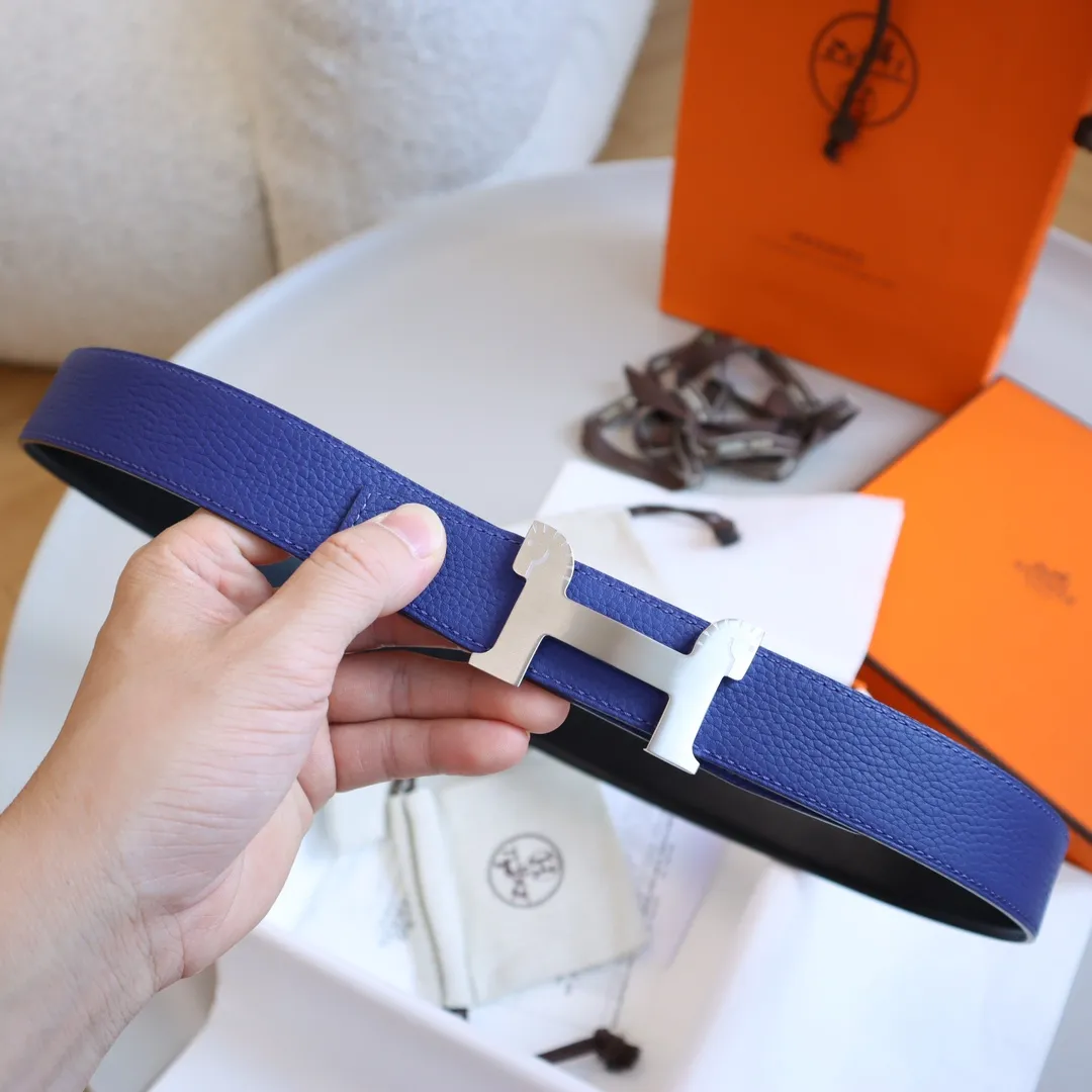 Hermès 新作ブルー革ベルトバックル - 画像 (5)