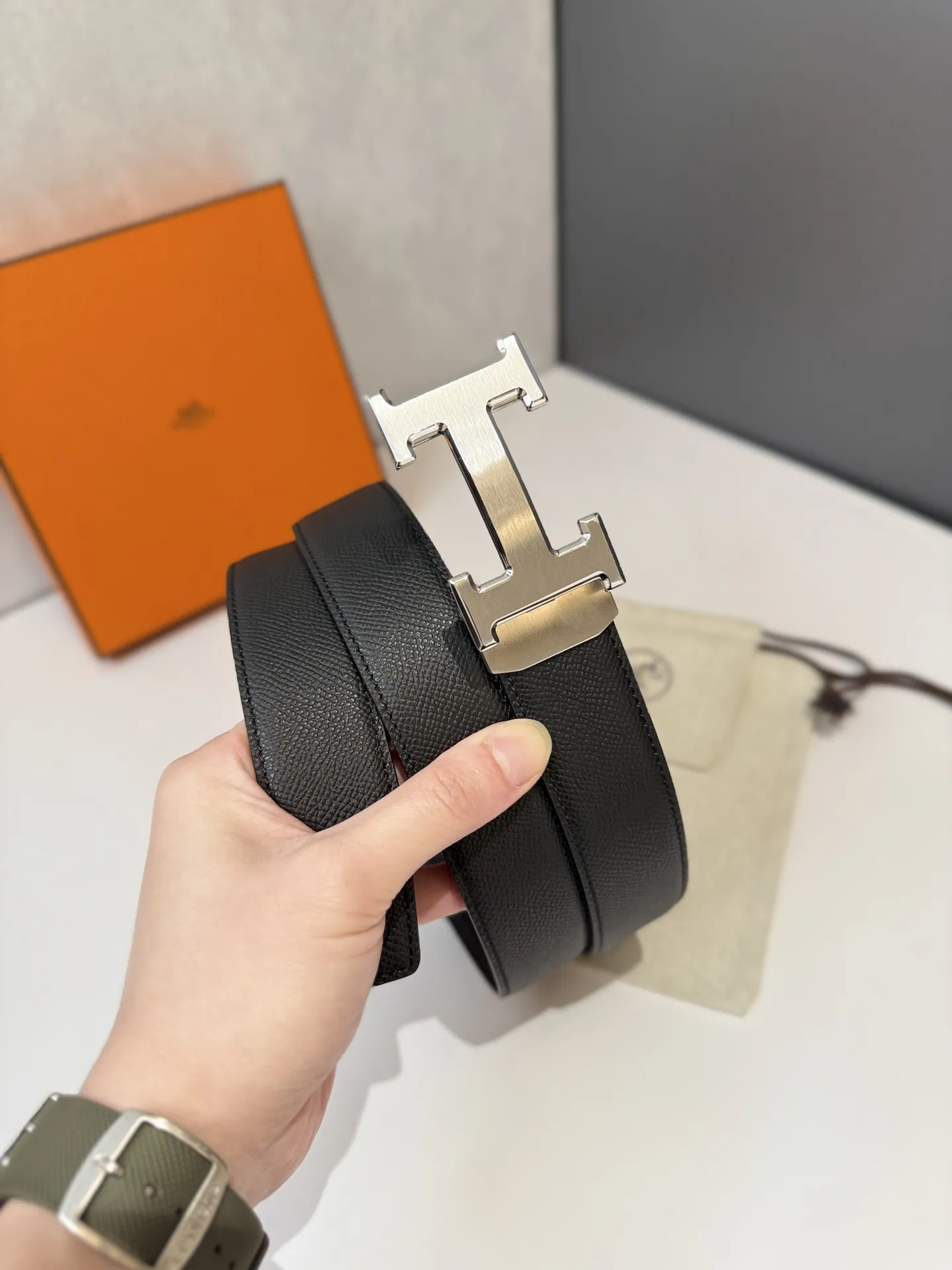 エルメス新作ブラック自動スムーズバックルベルト - 画像 (5)