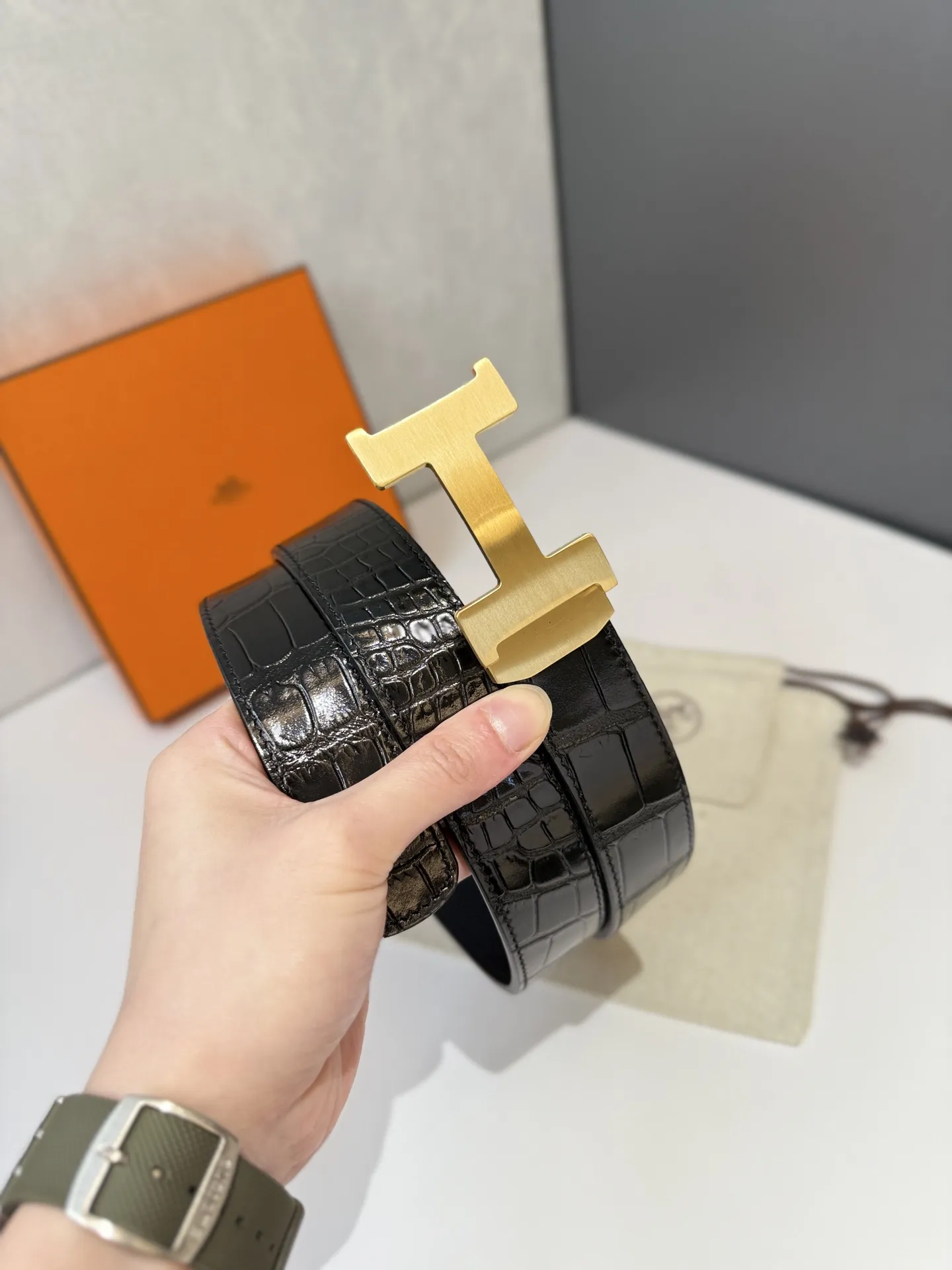 エルメス新作ブラッククロコダイルベルト - 画像 (5)