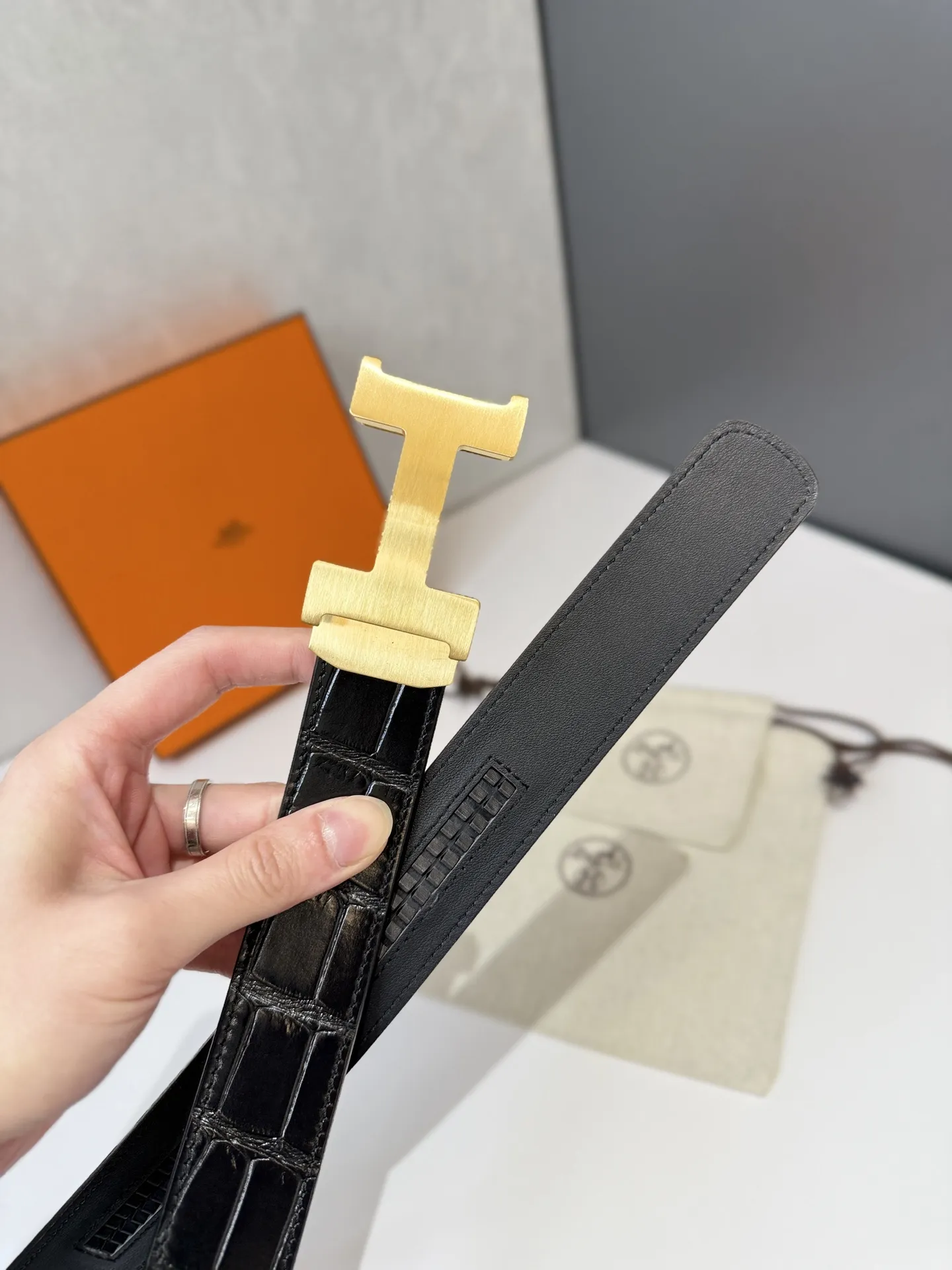 エルメス新作ブラッククロコダイルベルト - 画像 (6)