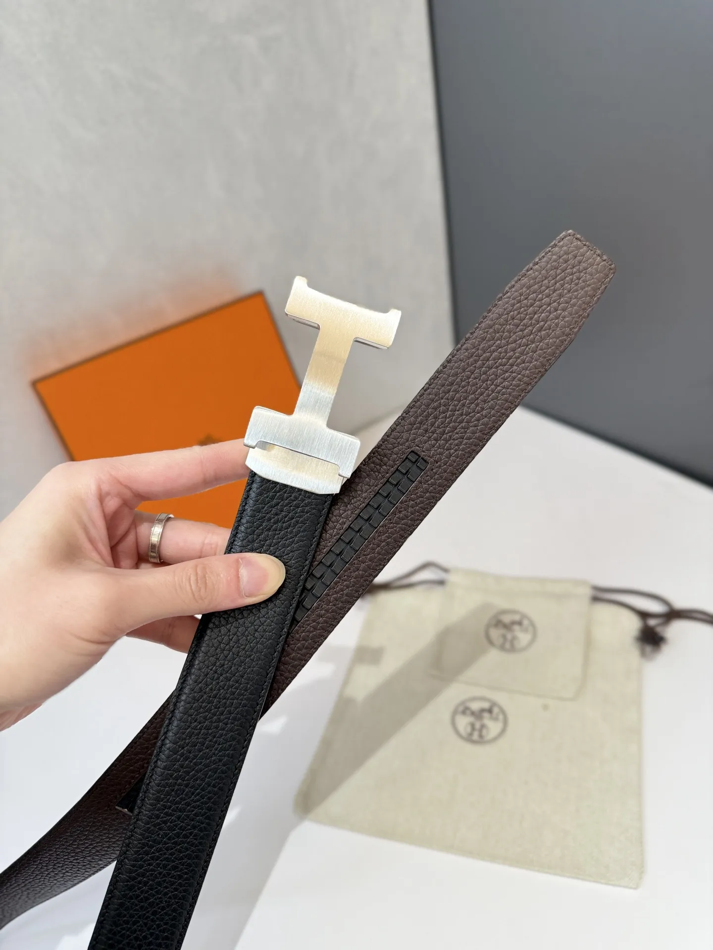 エルメス新作ブラック自動スムーズバックルベルト - 画像 (5)