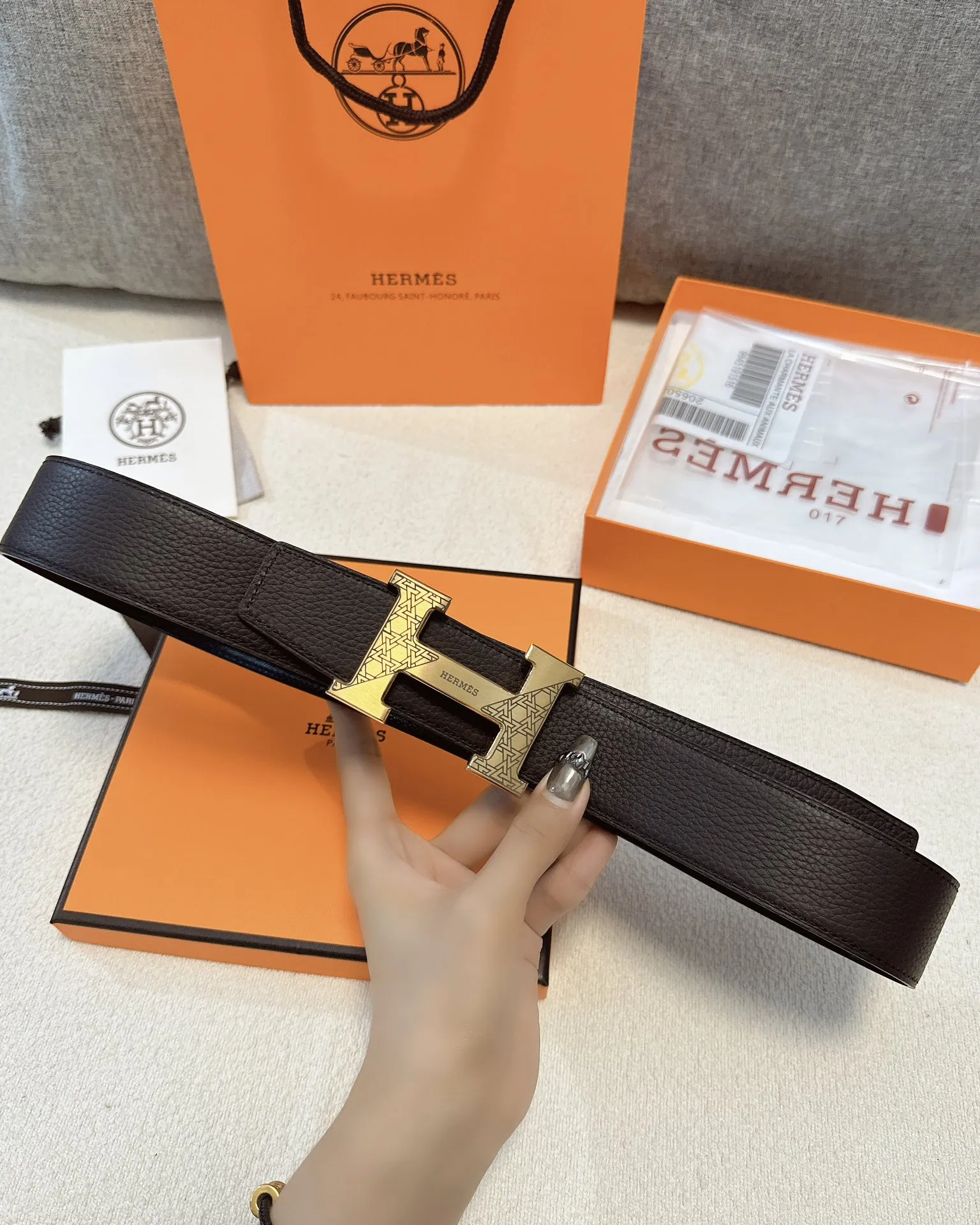 エルメス新作黒レザーベルトHバックル - 画像 (5)