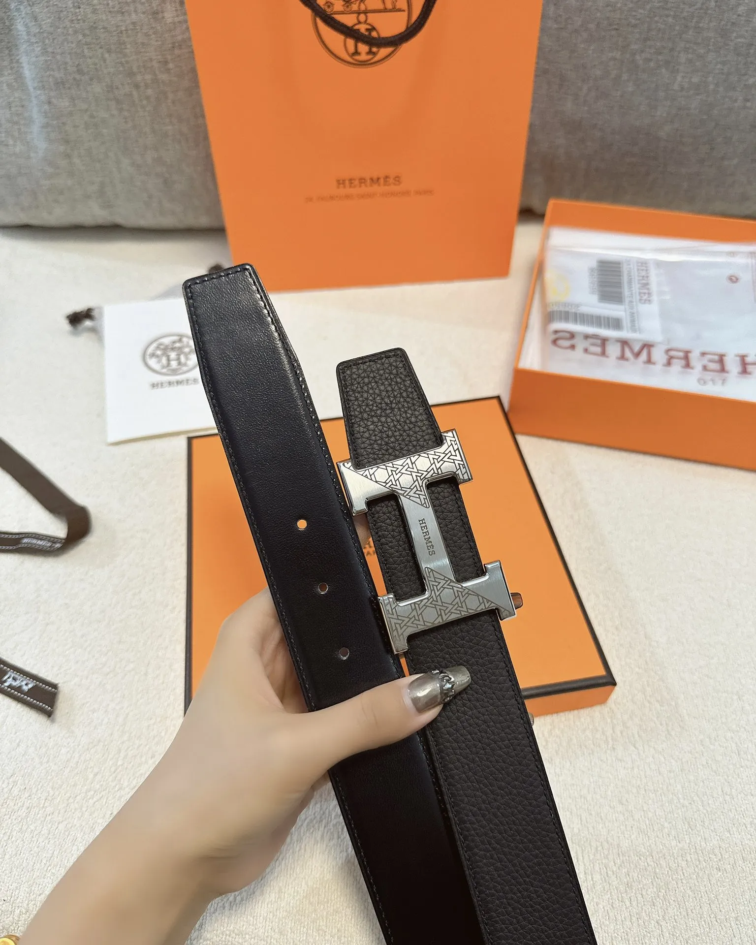エルメス新作黒レザーベルトHバックル - 画像 (3)