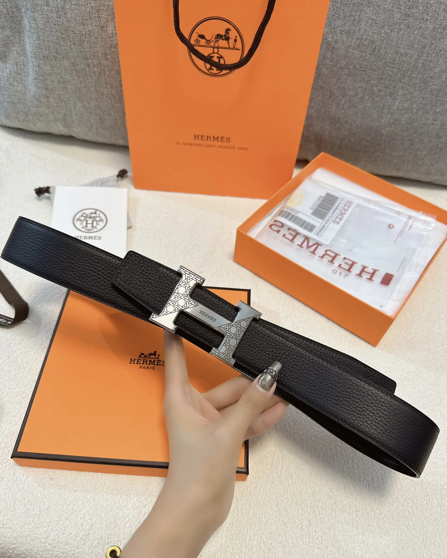 エルメス新作黒レザーベルトHバックル - 画像 (5)