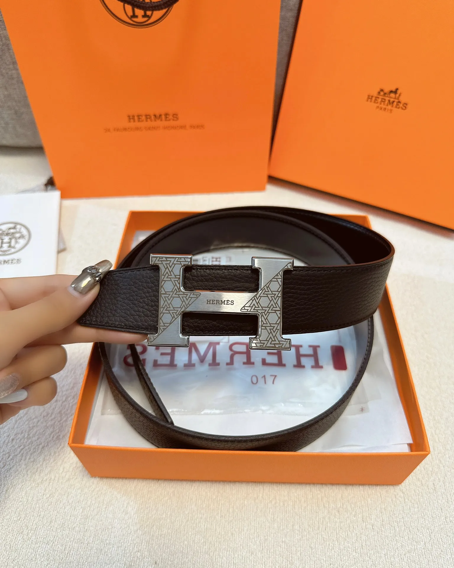 エルメス新作黒レザーベルトHバックル - 画像 (7)