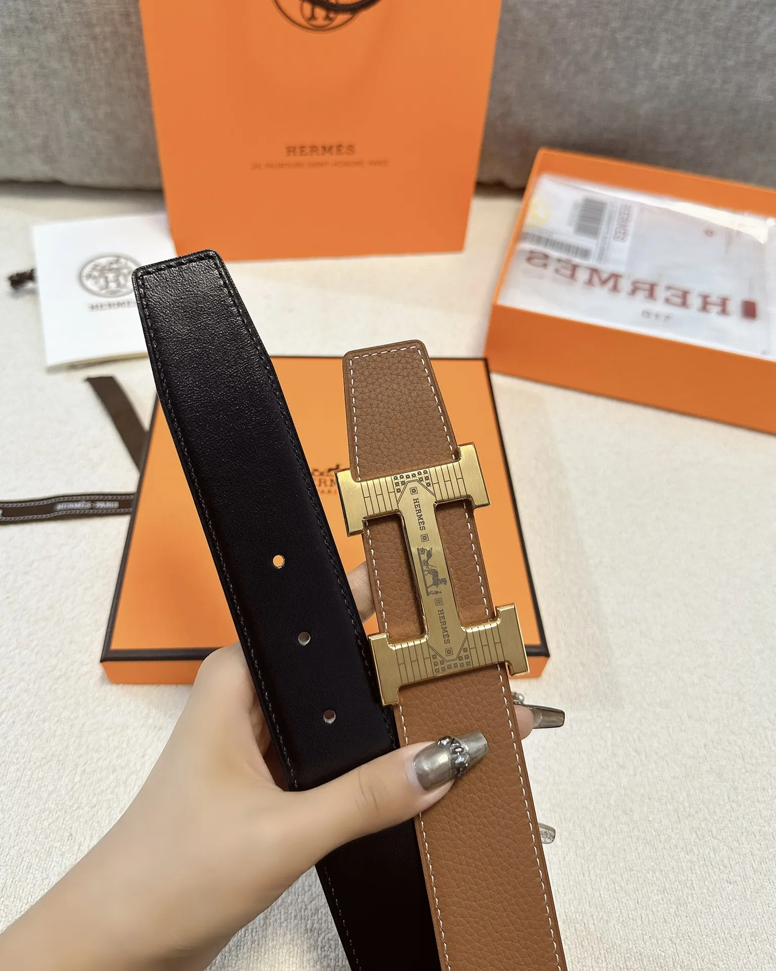 エルメス新作レザーベルトHバックル - 画像 (3)