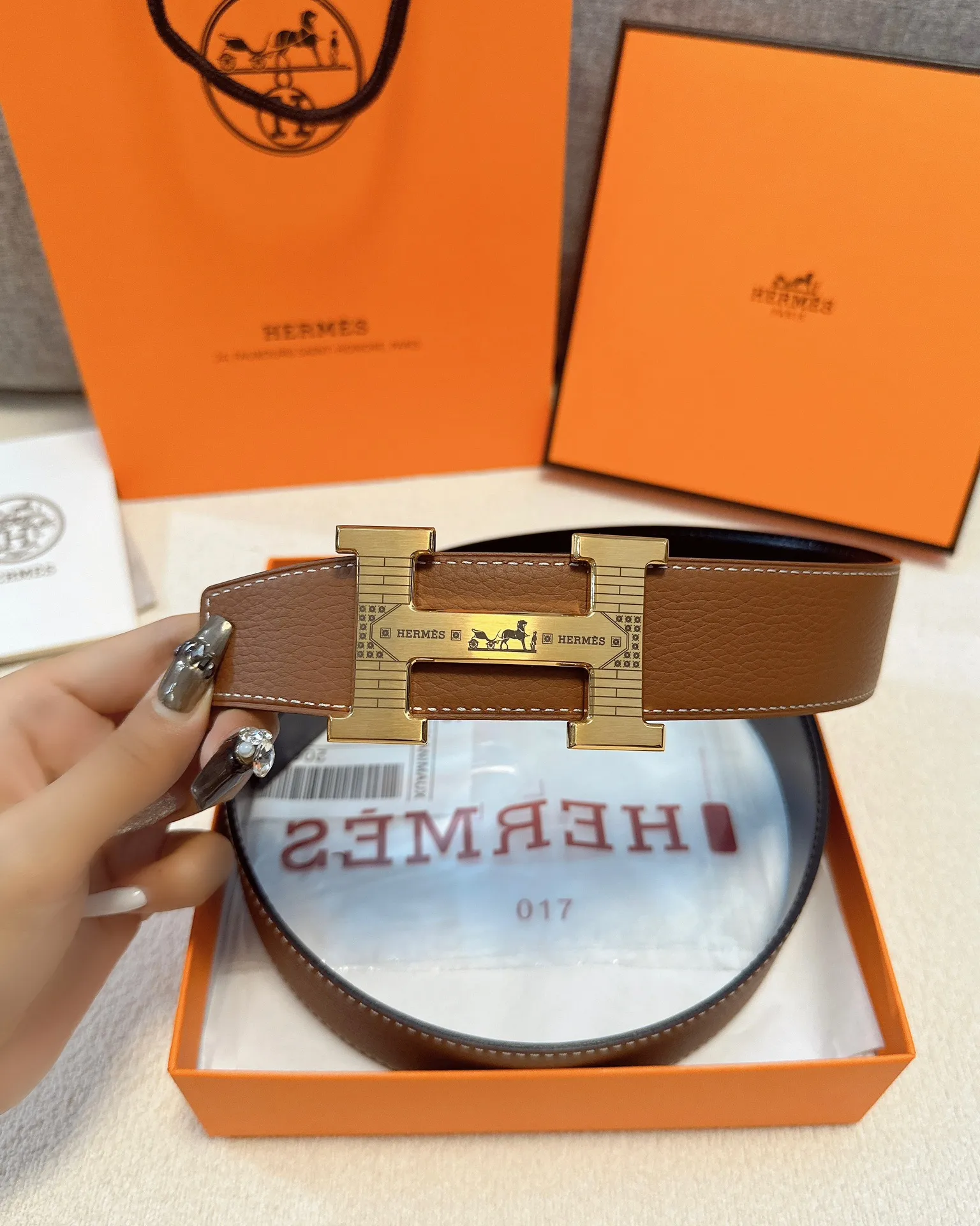 エルメス新作レザーベルトHバックル - 画像 (7)