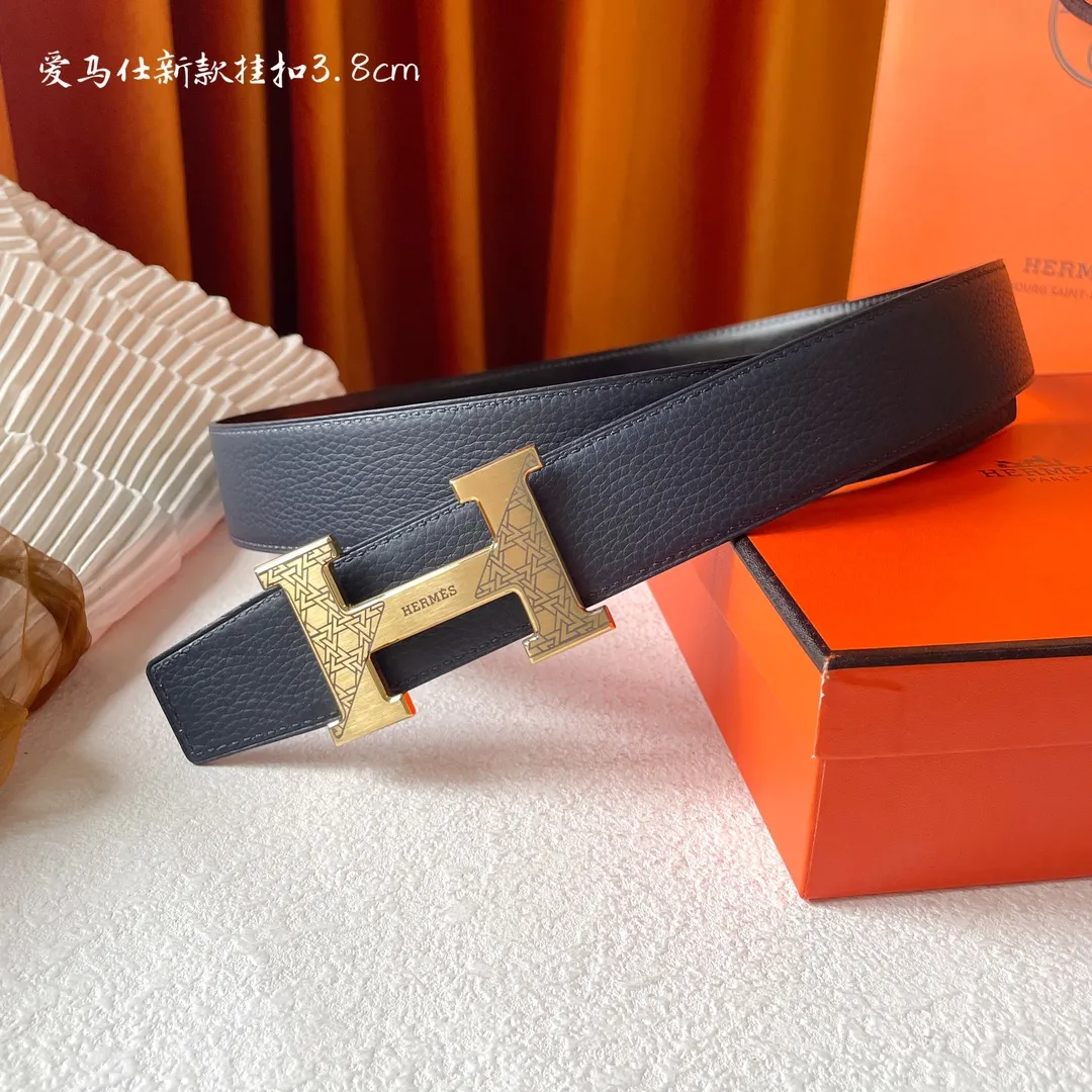 エルメス新作黒レザーベルトHバックル