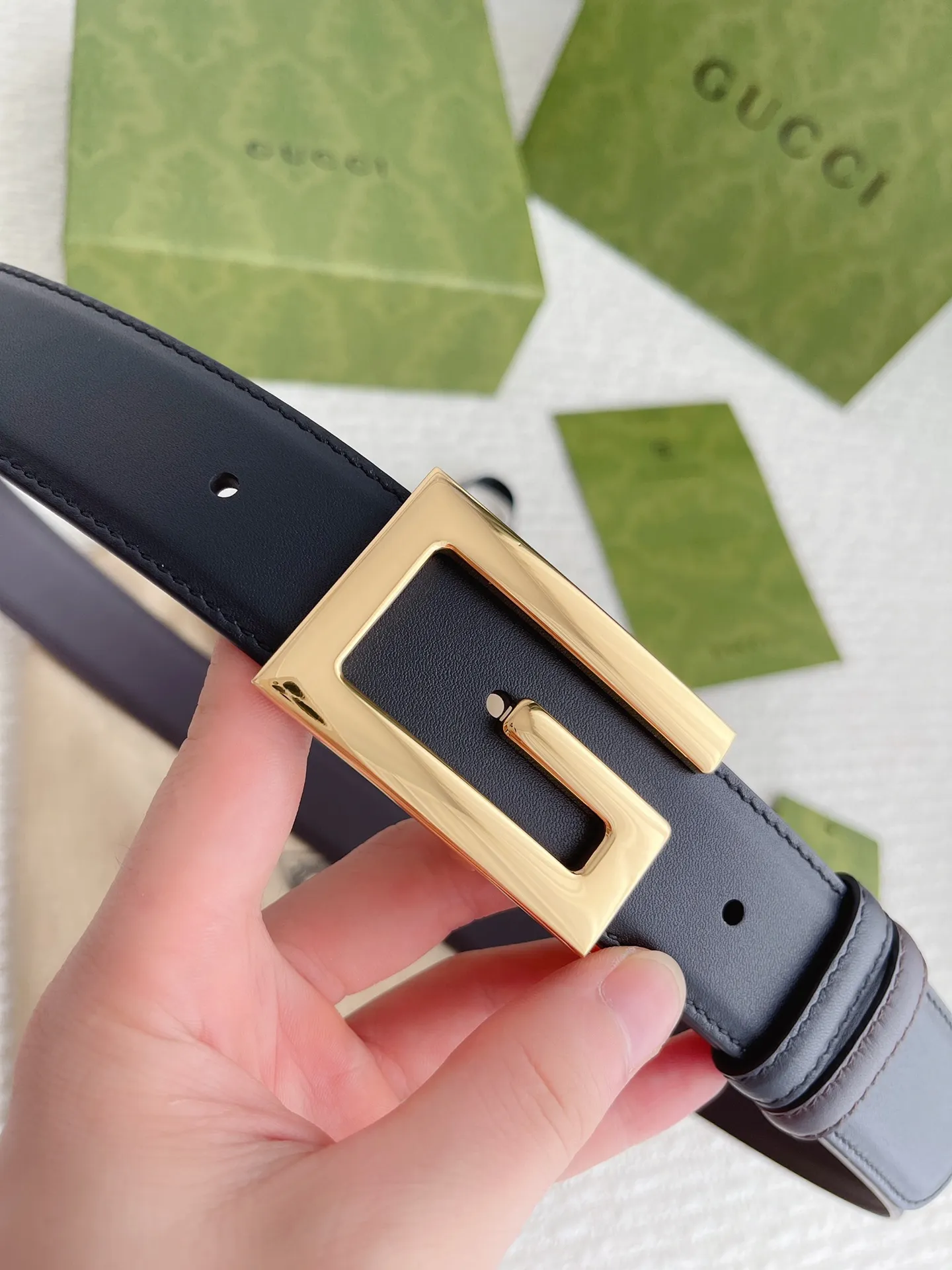 Gucci 新作3.5cm黒コーヒー2面ベルト - 画像 (4)