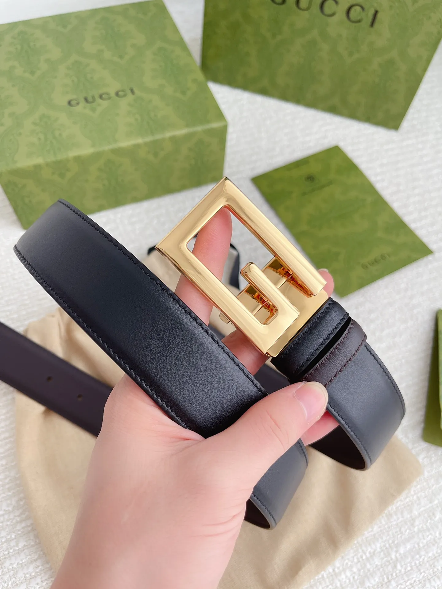 Gucci 新作3.5cm黒コーヒー2面ベルト - 画像 (10)