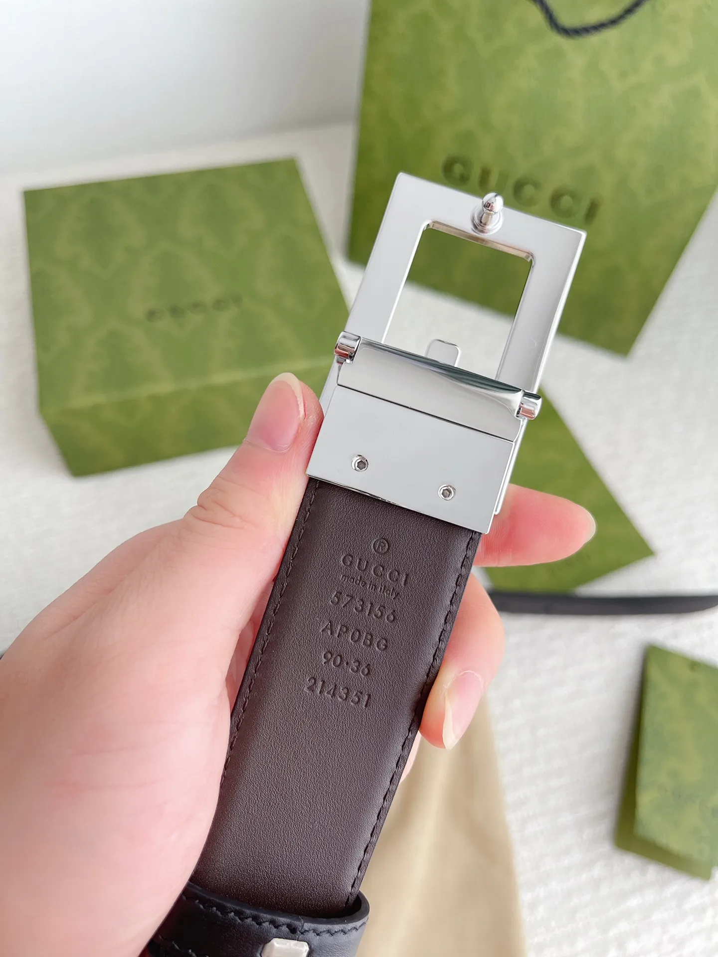 Gucci 新作3.5cm 黒コーヒー2色ベルト - 画像 (8)