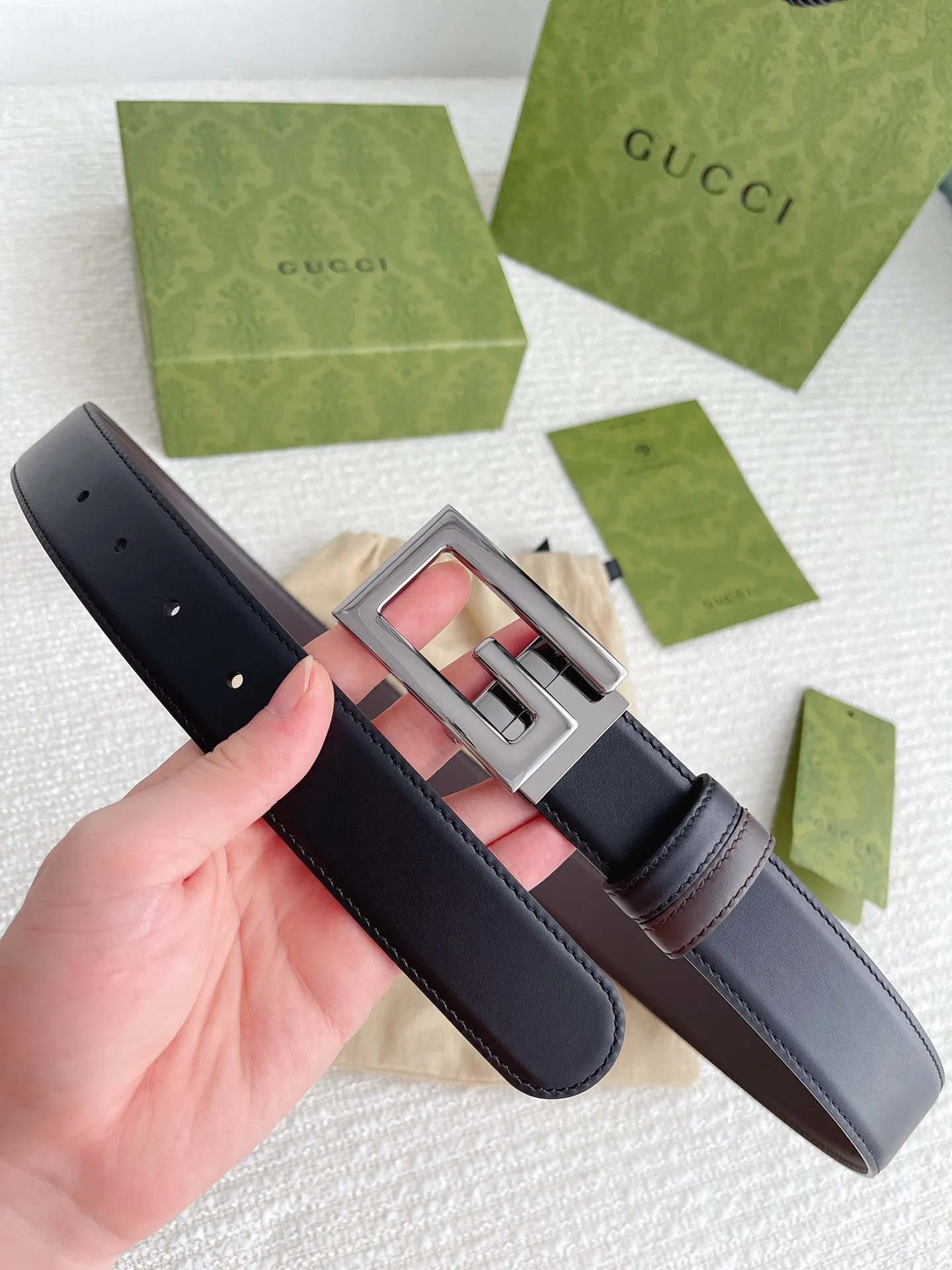 Gucci 新作3.5cm ベルト 黒コーヒー 2WAY - 画像 (5)