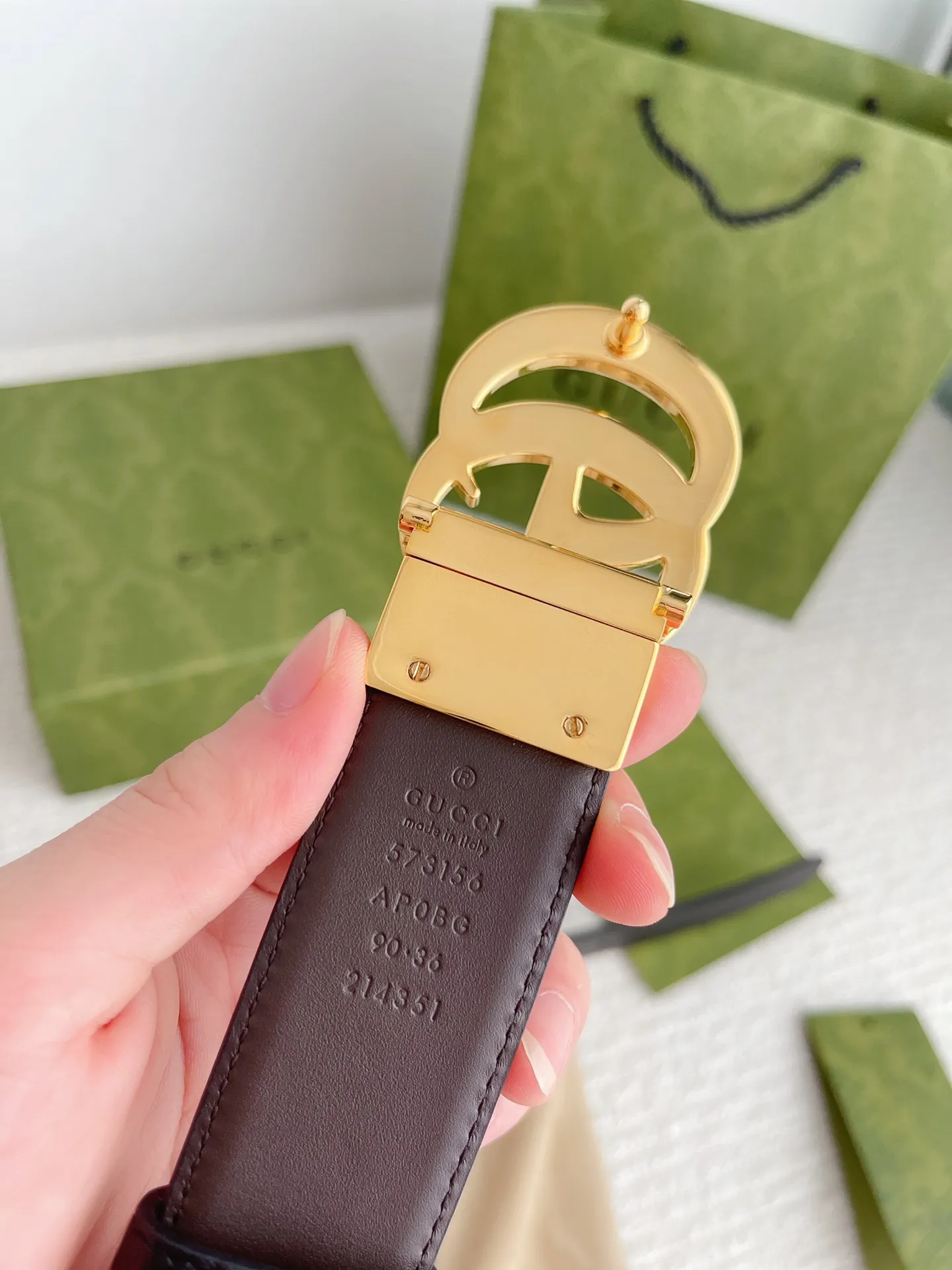 Gucci 新作3.5cm ベルト 黒コーヒー 2面使い - 画像 (8)