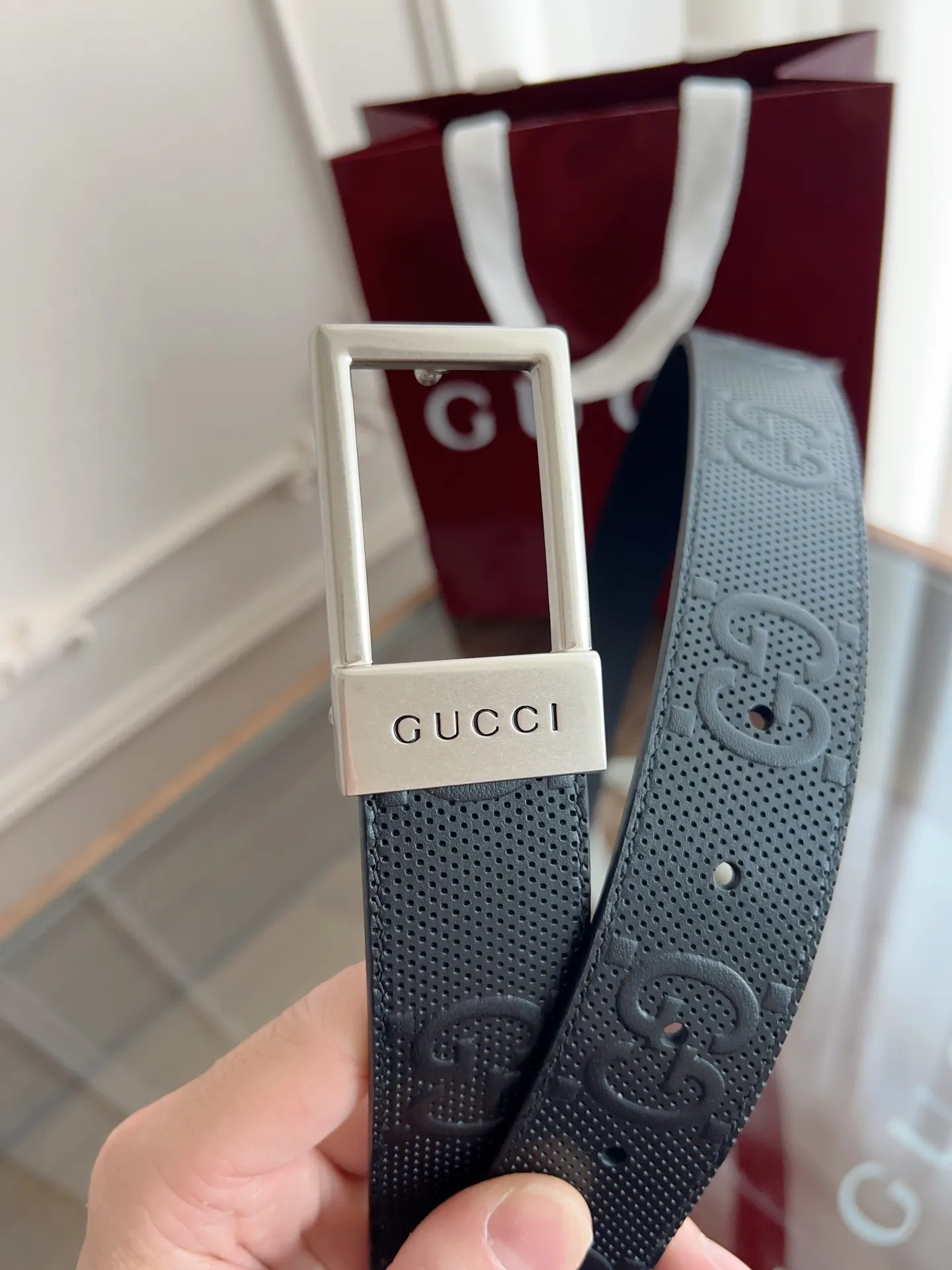 Gucci 新作黒シリコンベルト 3.5cm幅 - 画像 (4)