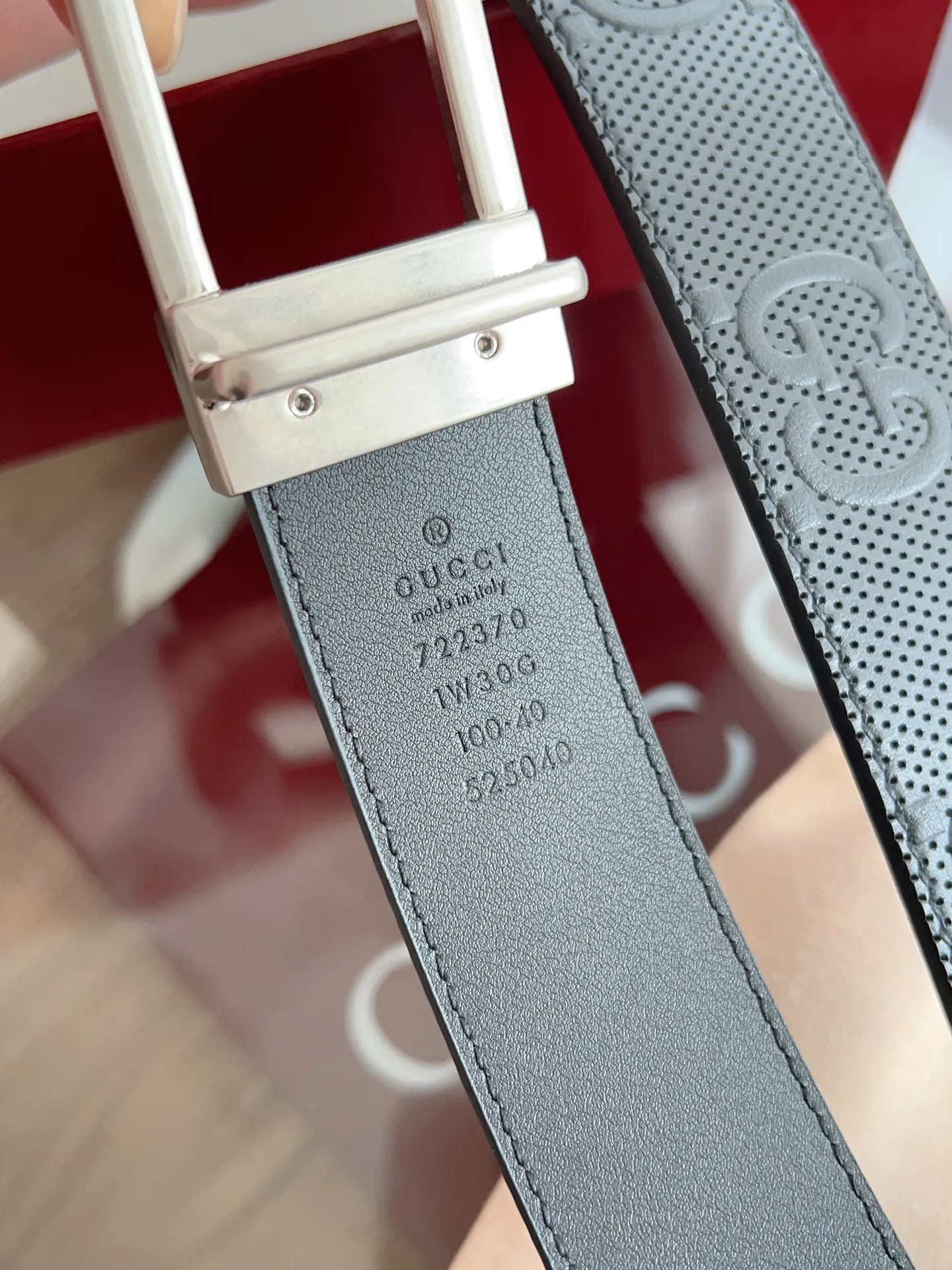 Gucci 新作黒シリコンベルト 3.5cm幅 - 画像 (7)