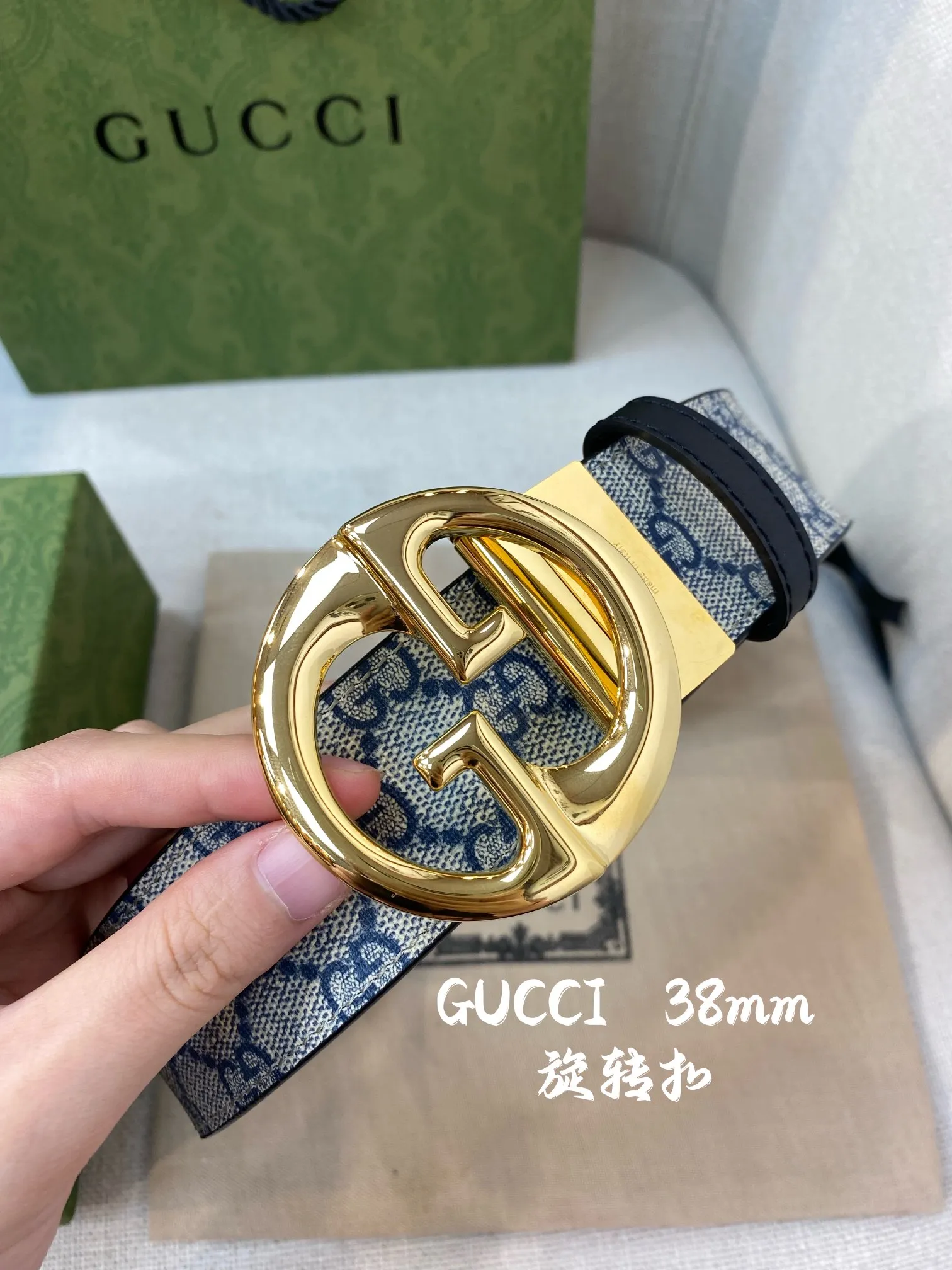 Gucci 新作 ブルー GG柄 ベルト 38mm - 画像 (4)
