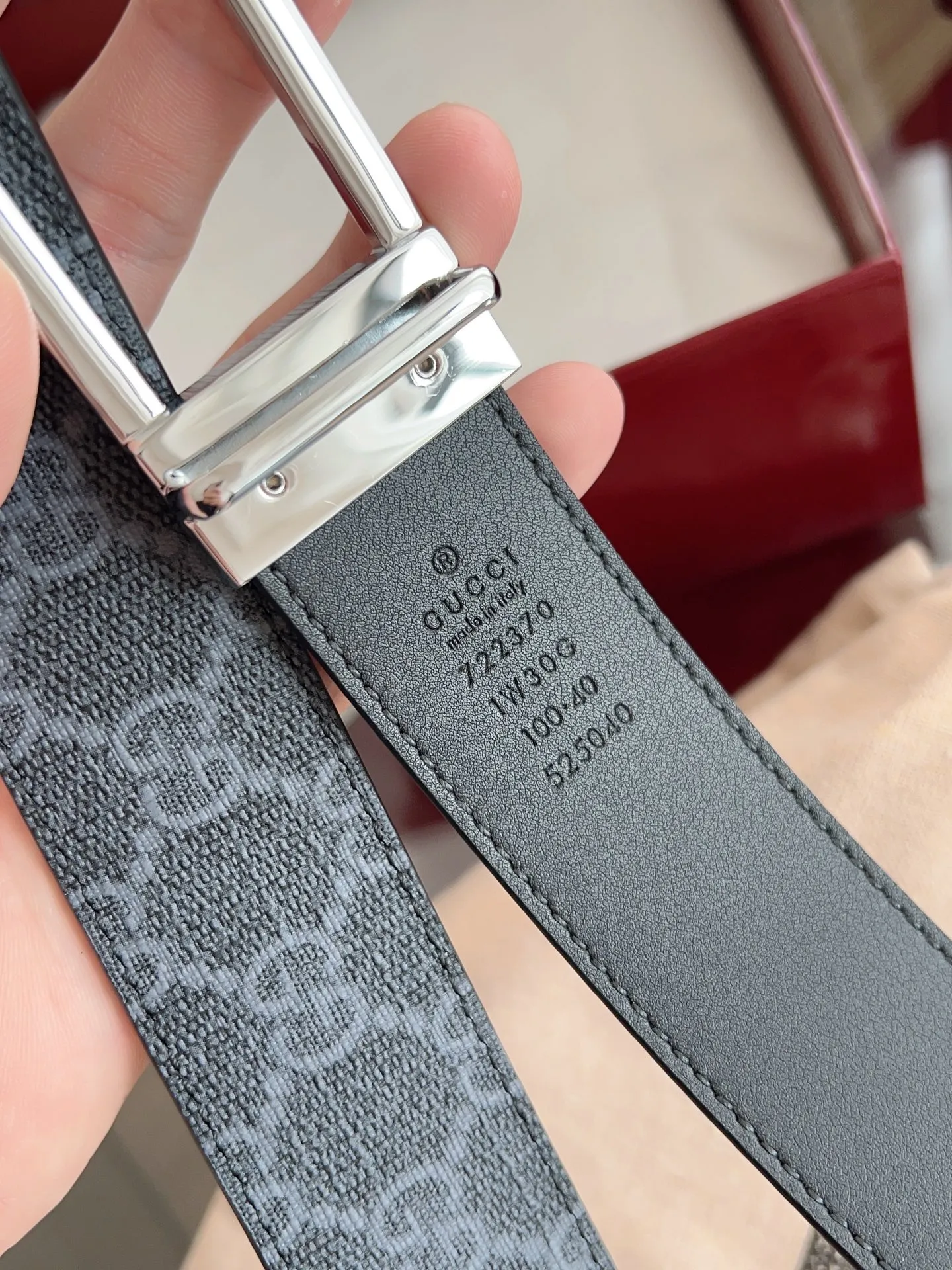 Gucci 新作黒シリコンベルト - 画像 (7)