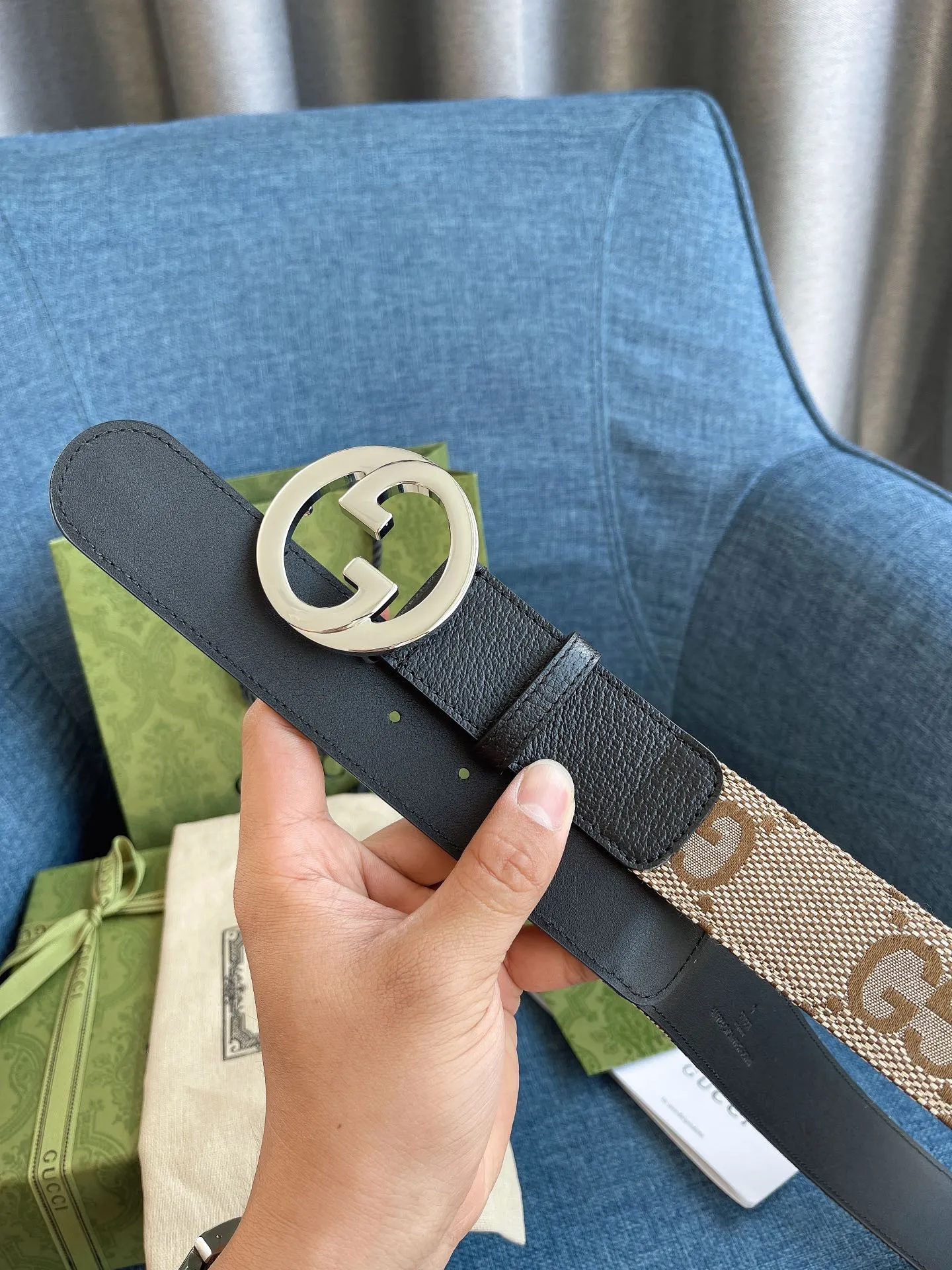 Gucci 新作Gベルト ブラックとベージュ - 画像 (4)