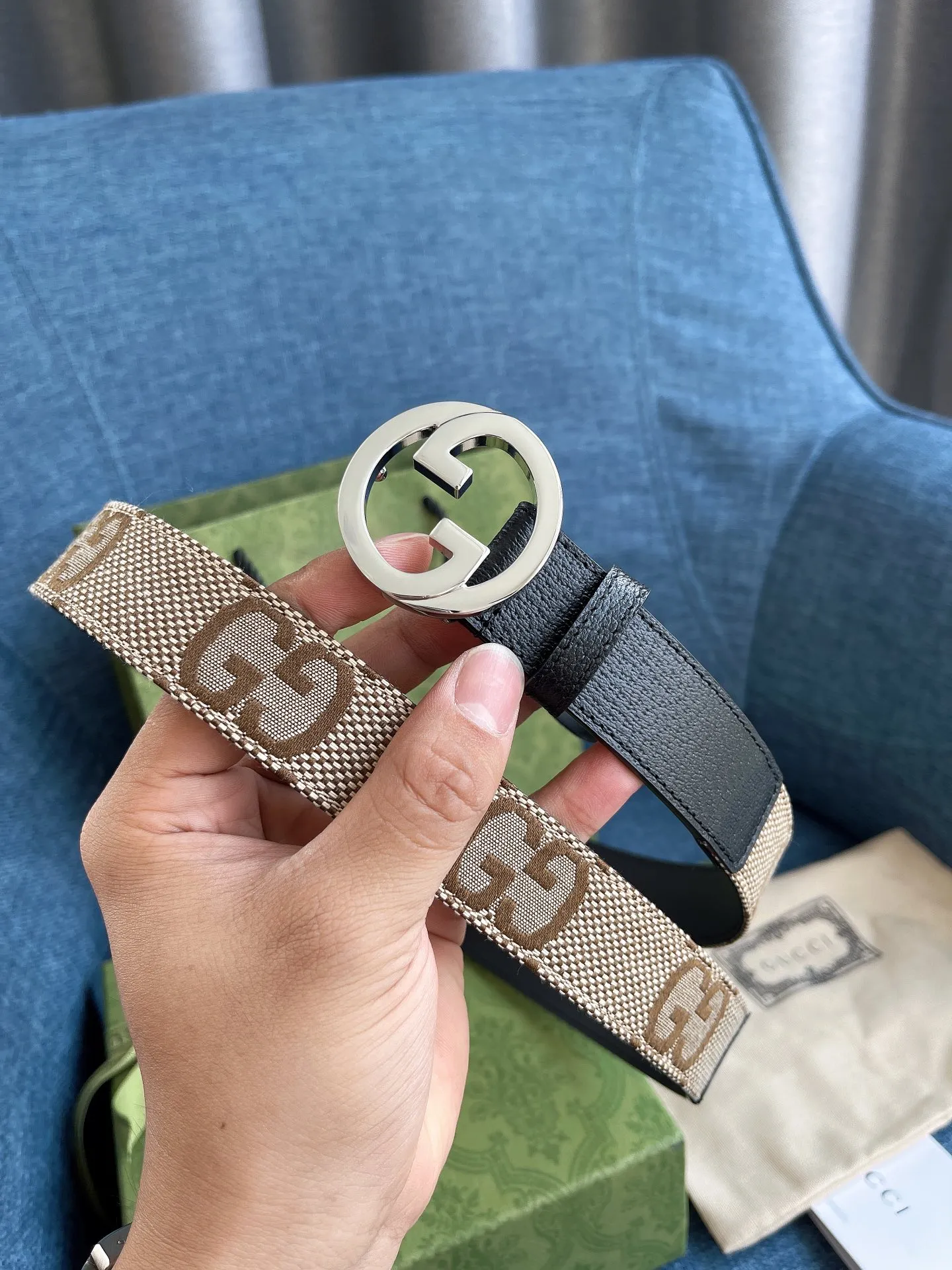 Gucci ベルト ブラックとベージュ - 画像 (3)