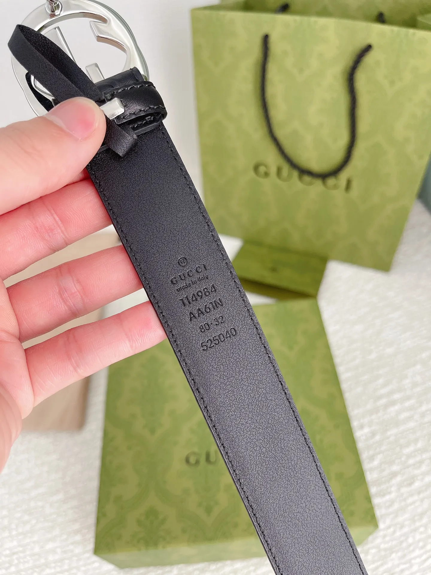 Gucci 3.0cm 女性用ベルト ブラック クラシックG花 - 画像 (9)